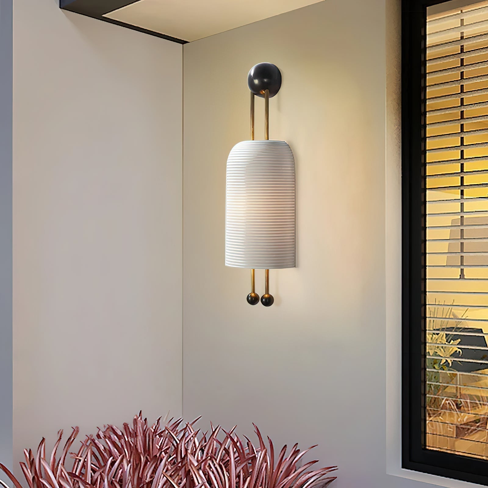 Benjamin Wall Light - Blowlighting