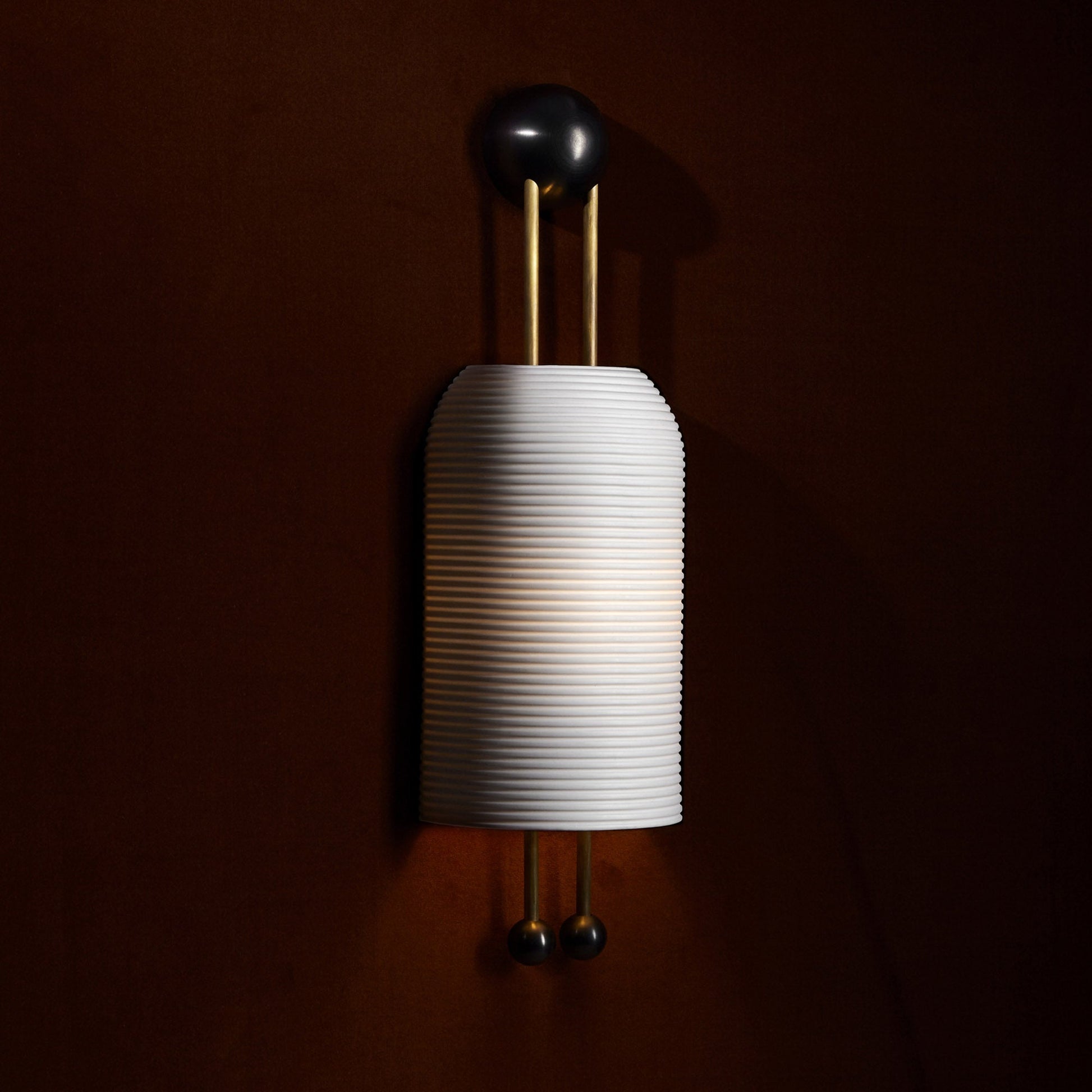 Benjamin Wall Light - Blowlighting