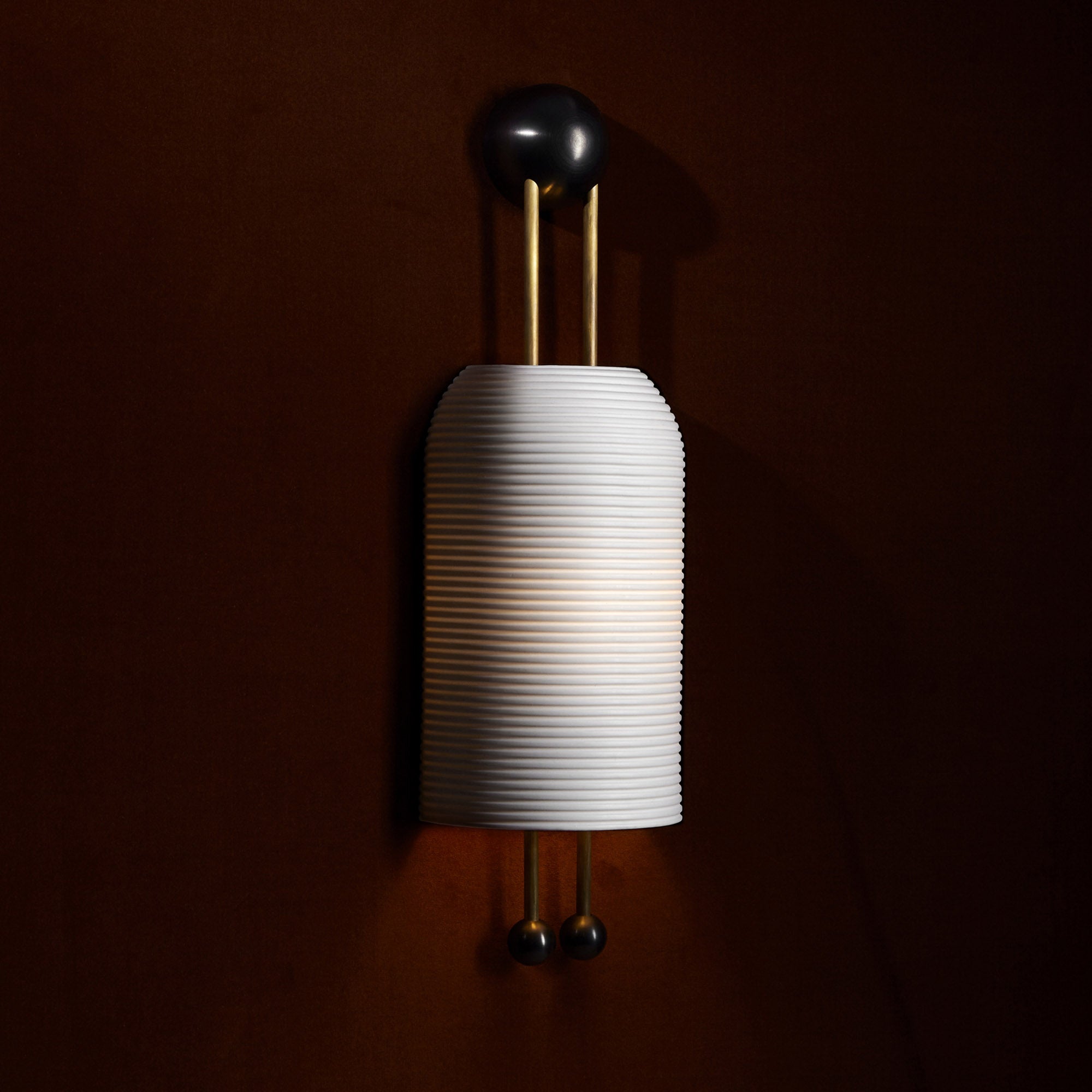 Benjamin Wall Light - Blowlighting