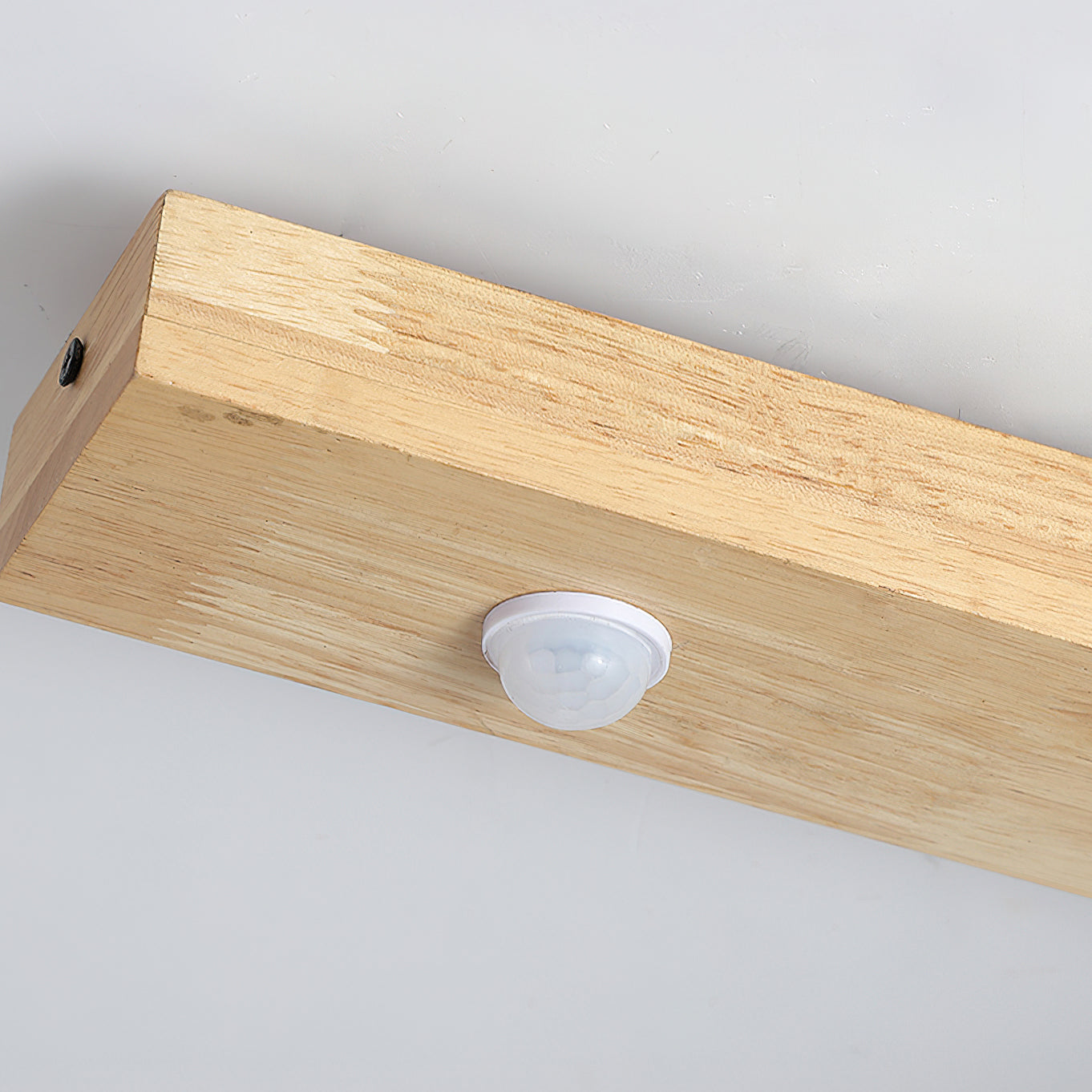 Berge Minimalist Wood Ceiling Light