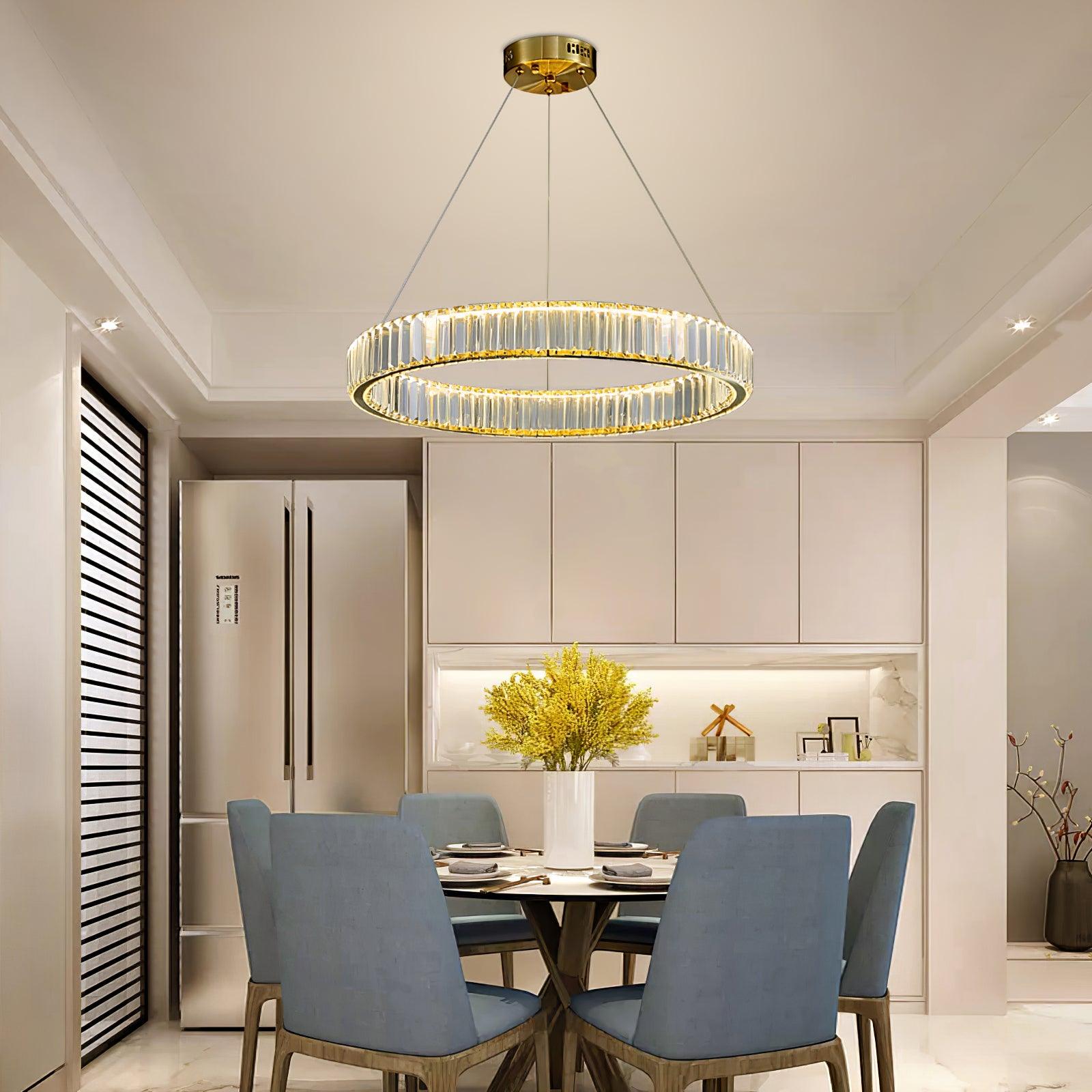 Bertolda Chandeliers - Blowlighting