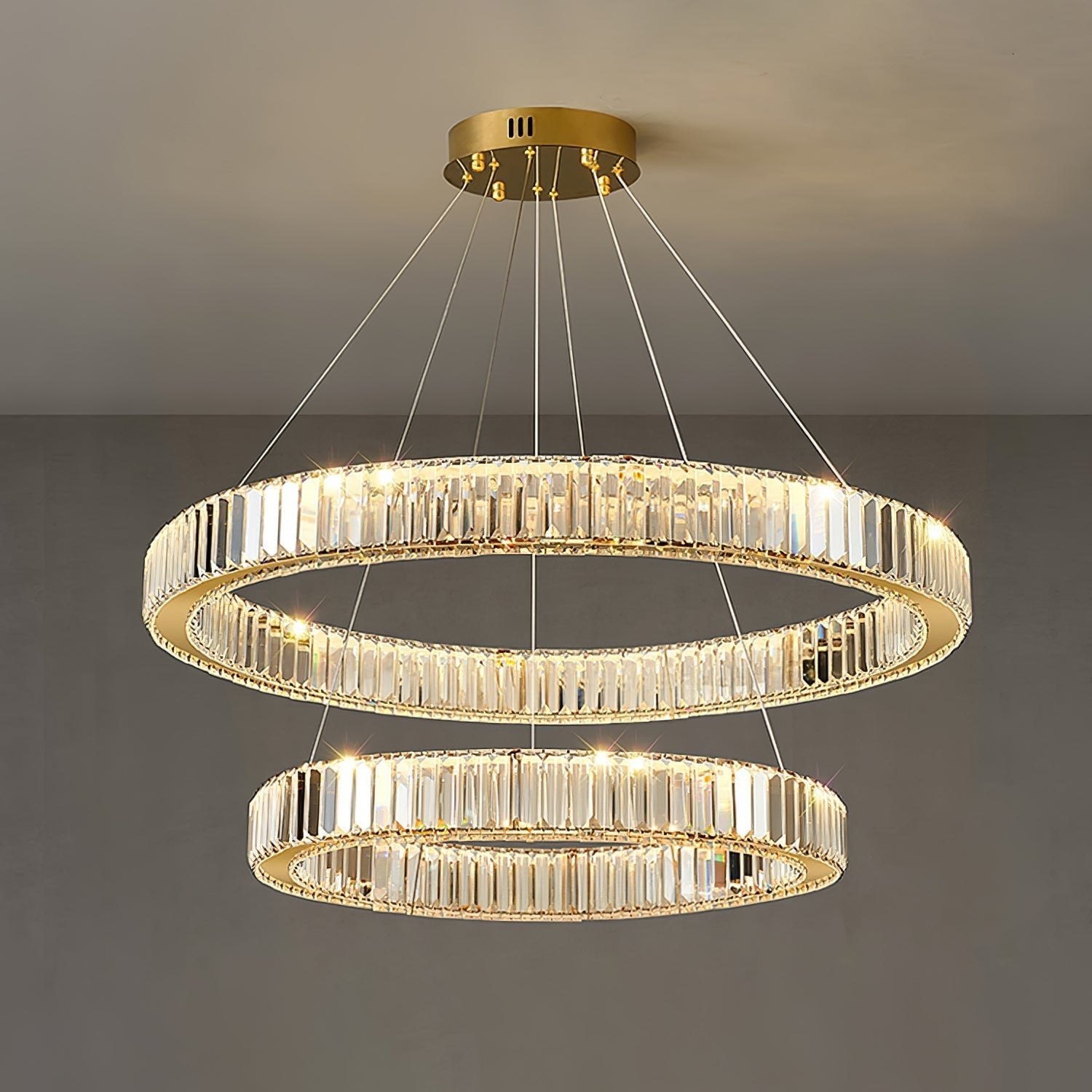 Bertolda Chandeliers - Blowlighting
