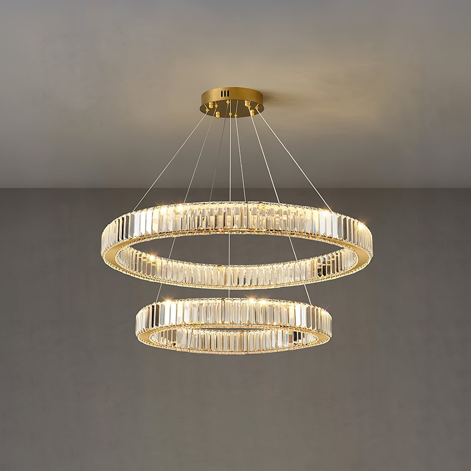 Bertolda Chandeliers - Blowlighting