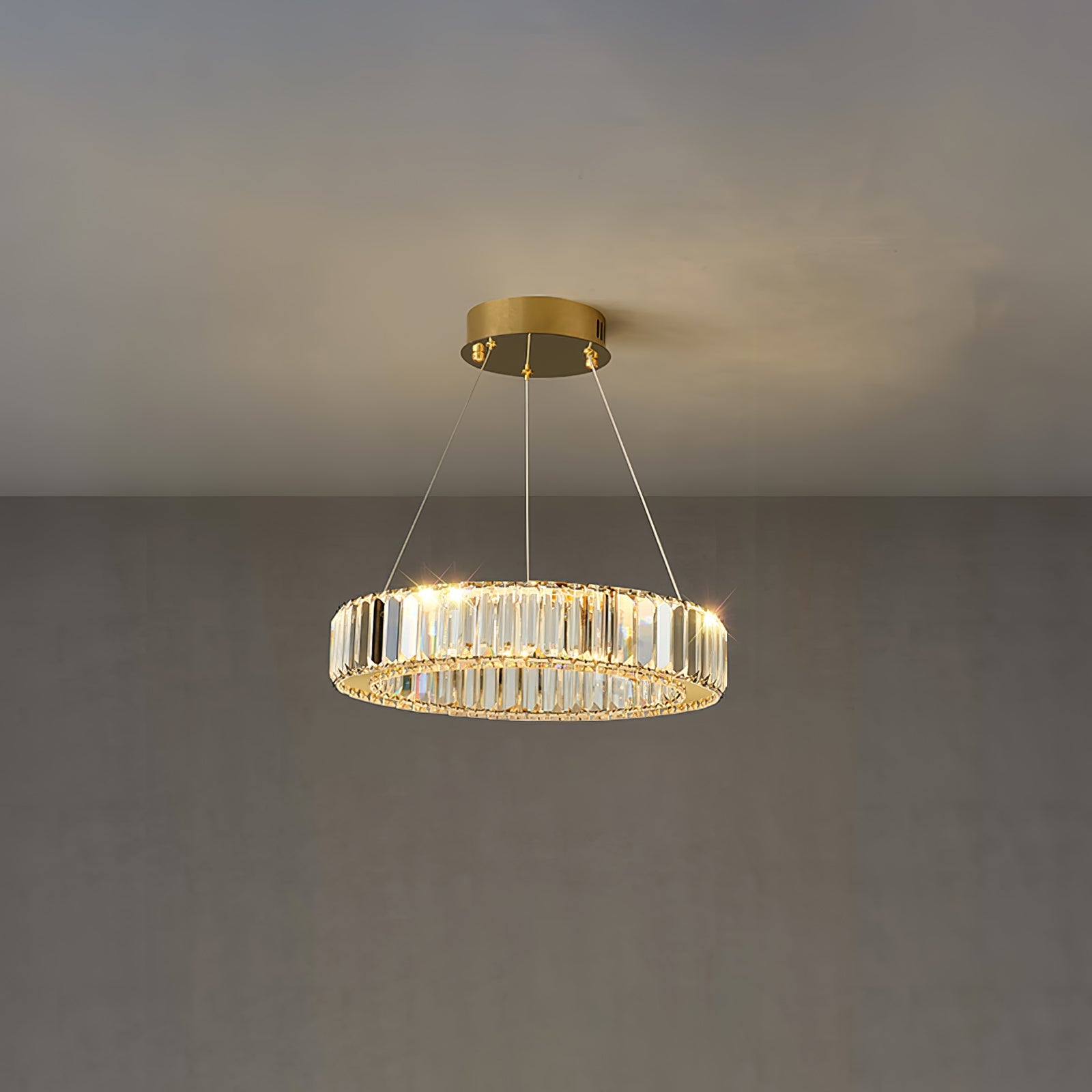 Bertolda Chandeliers - Blowlighting
