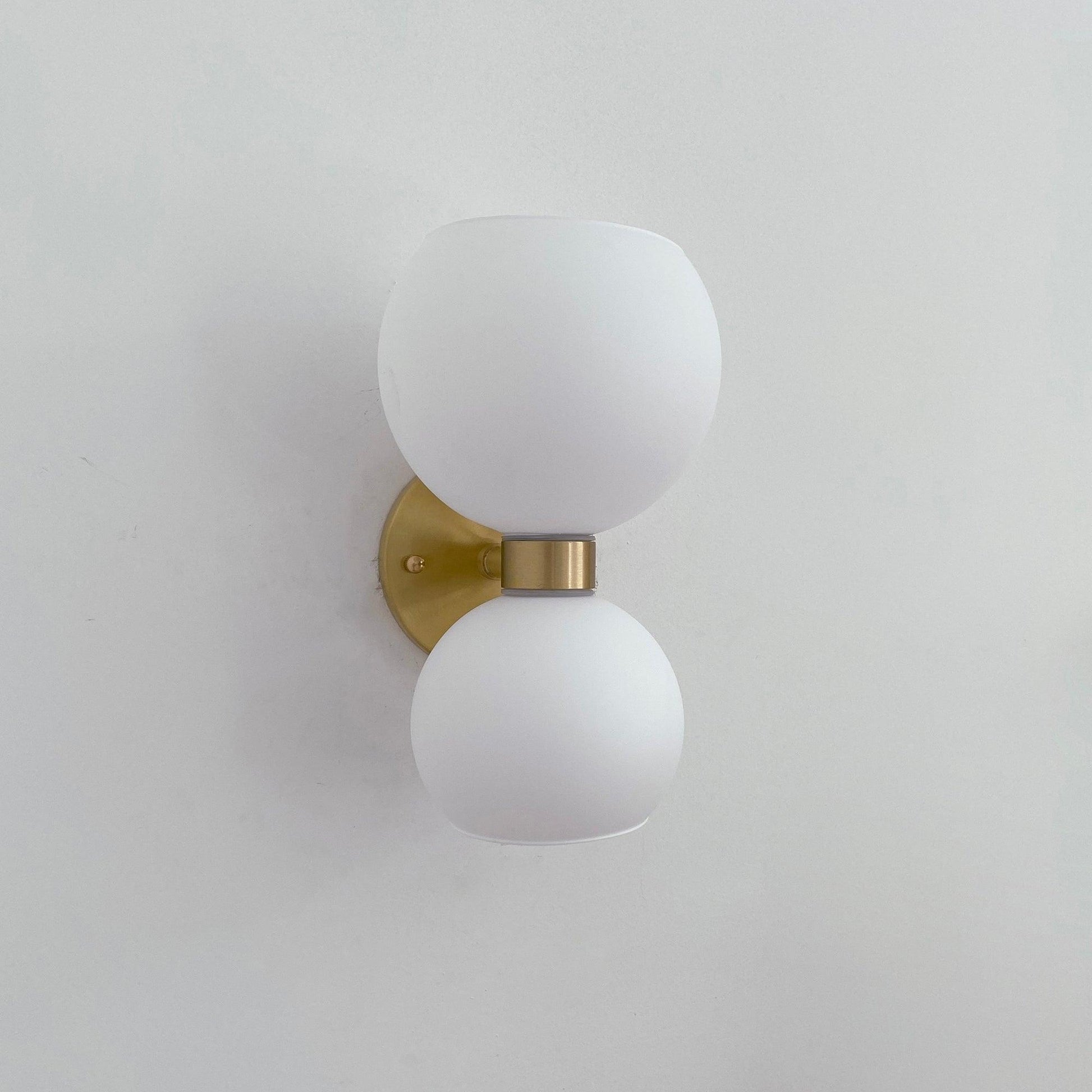 Round Pearl Sconce - Blowlighting