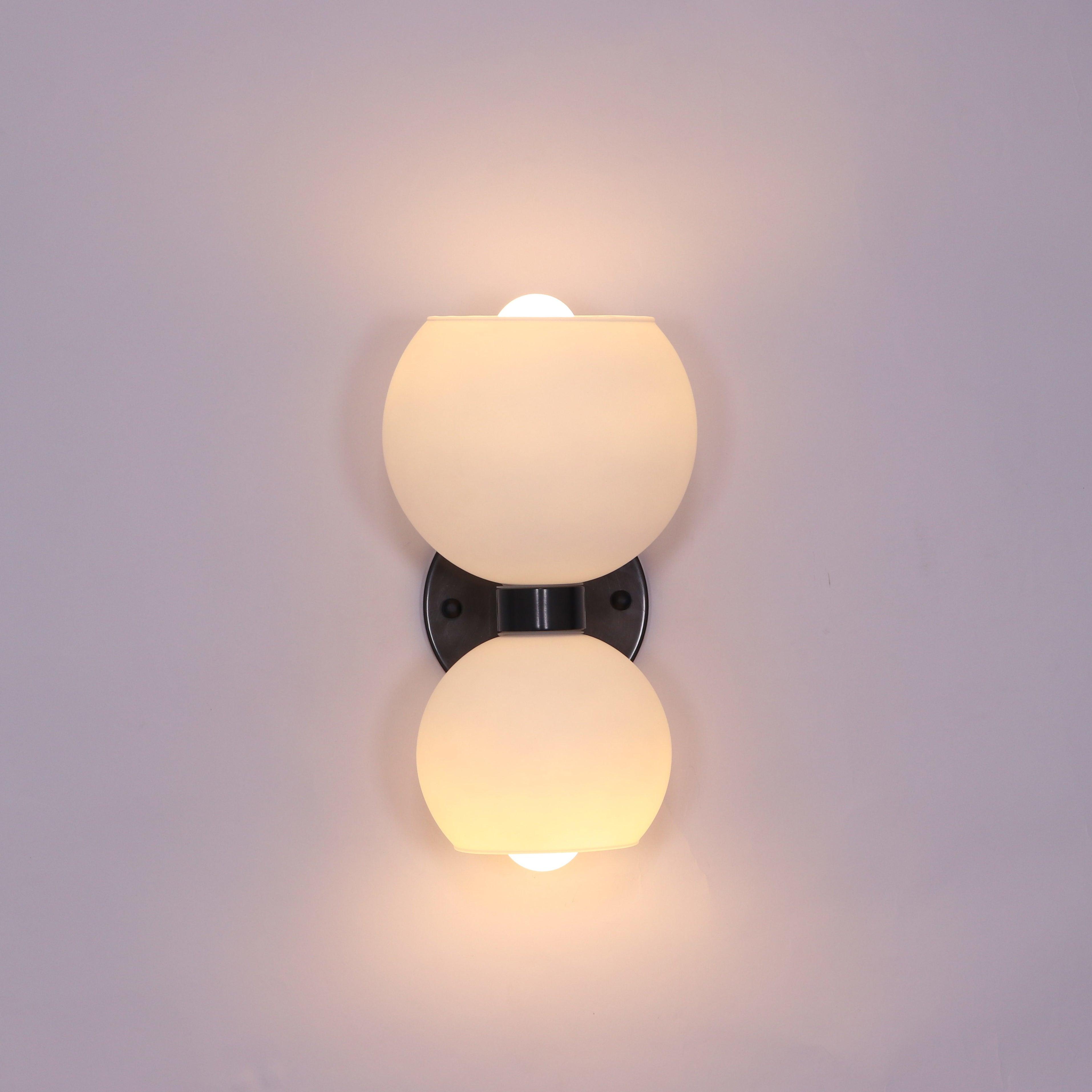 Round Pearl Sconce - Blowlighting