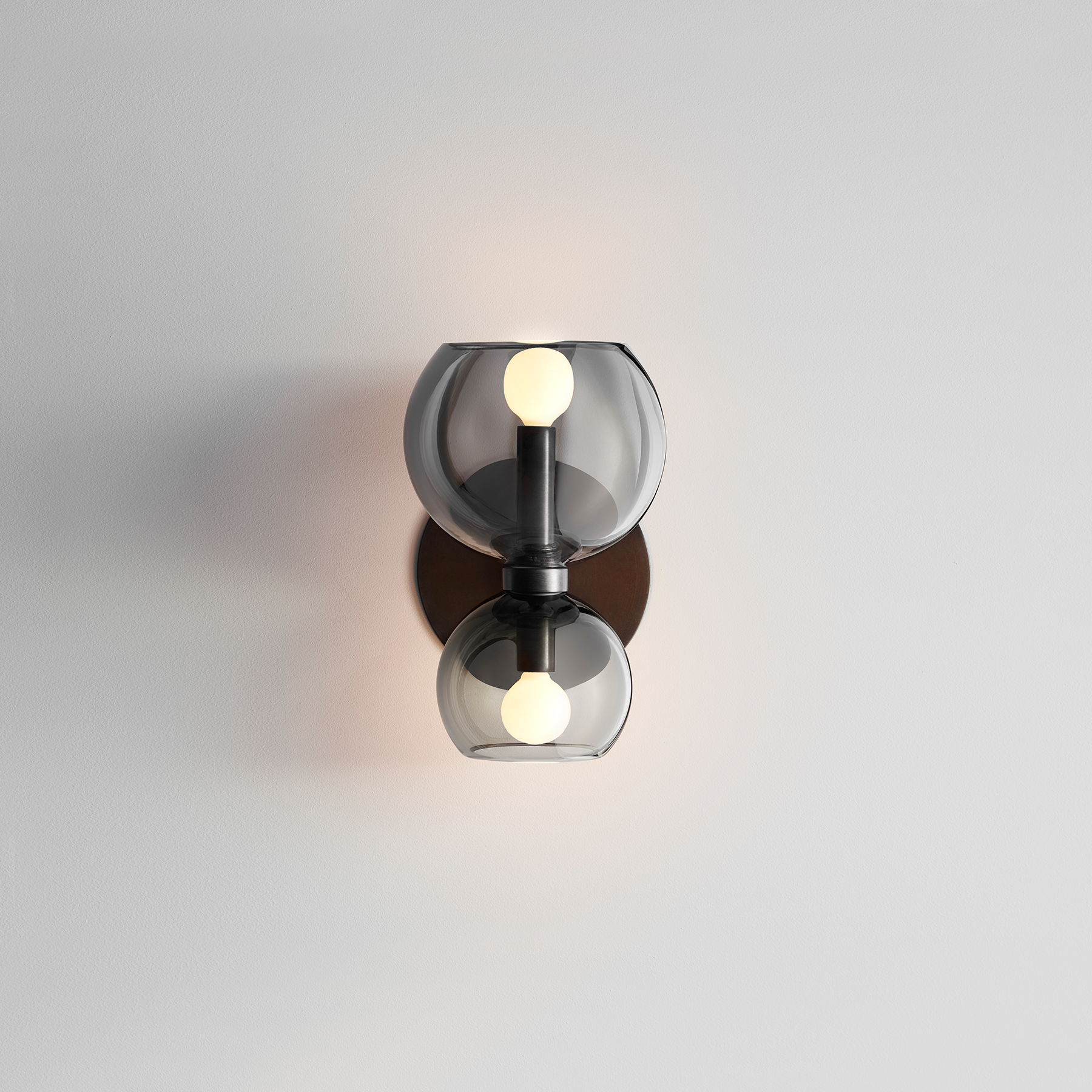 Round Pearl Sconce - Blowlighting