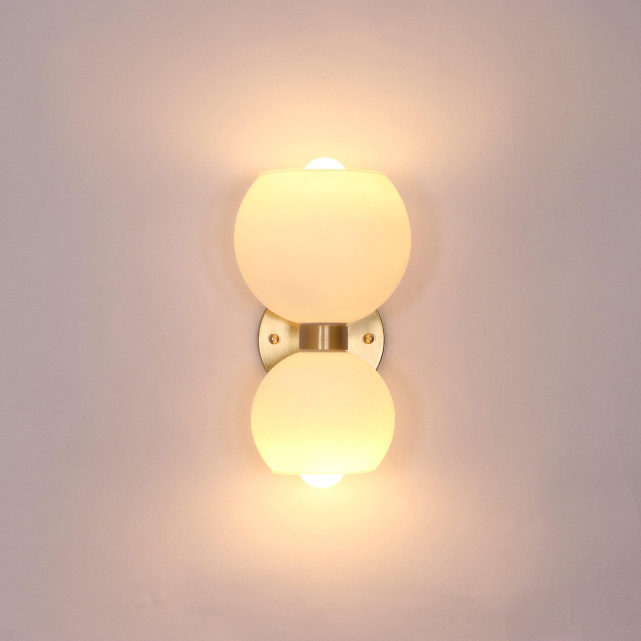 Round Pearl Sconce - Blowlighting