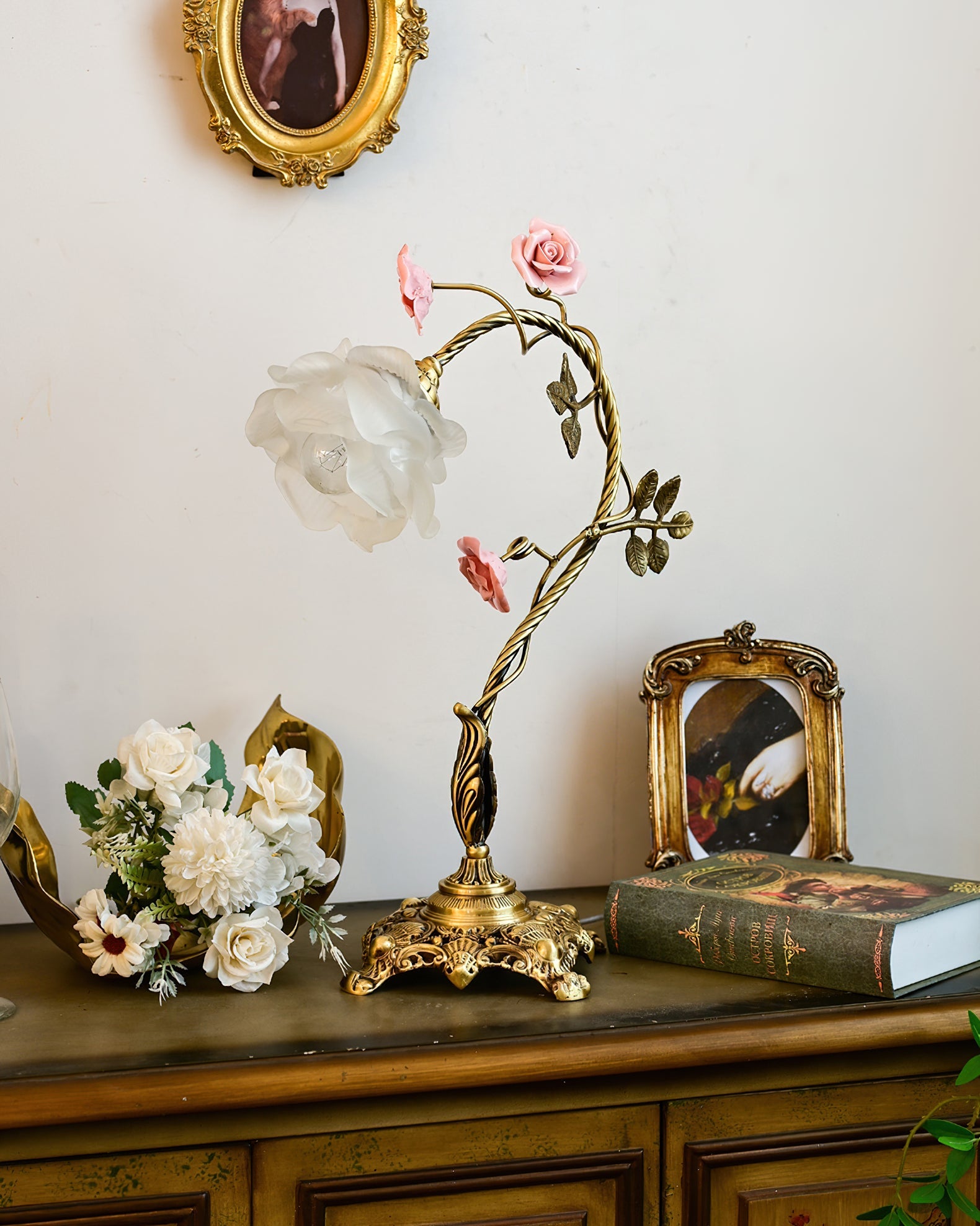 Beulah Floral Ceramics Table Light