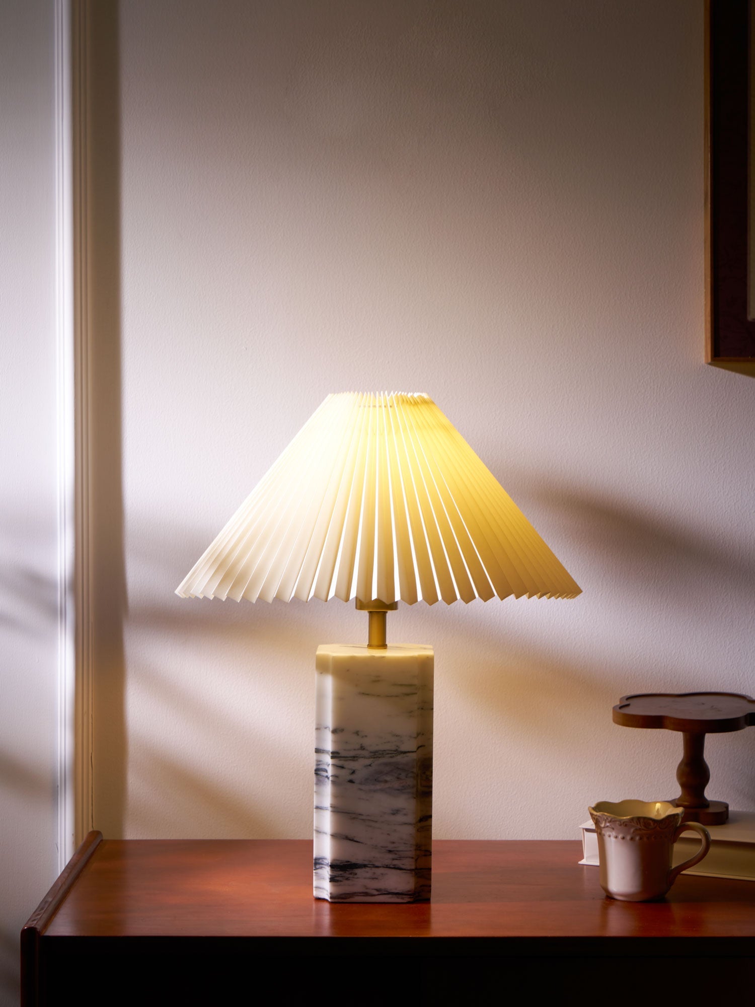 Bianca Marble Table Lamp - Blowlighting