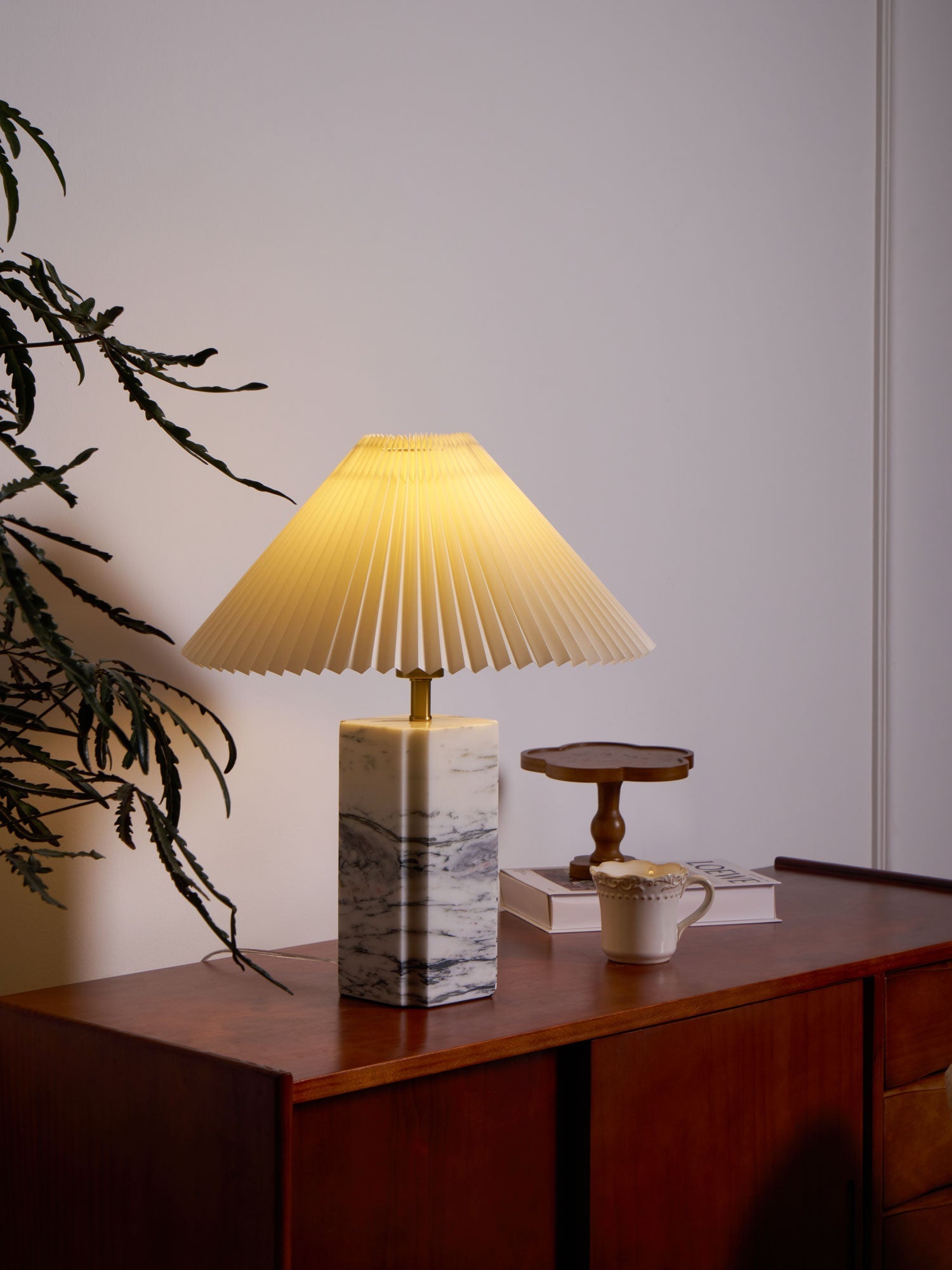 Bianca Marble Table Lamp - Blowlighting