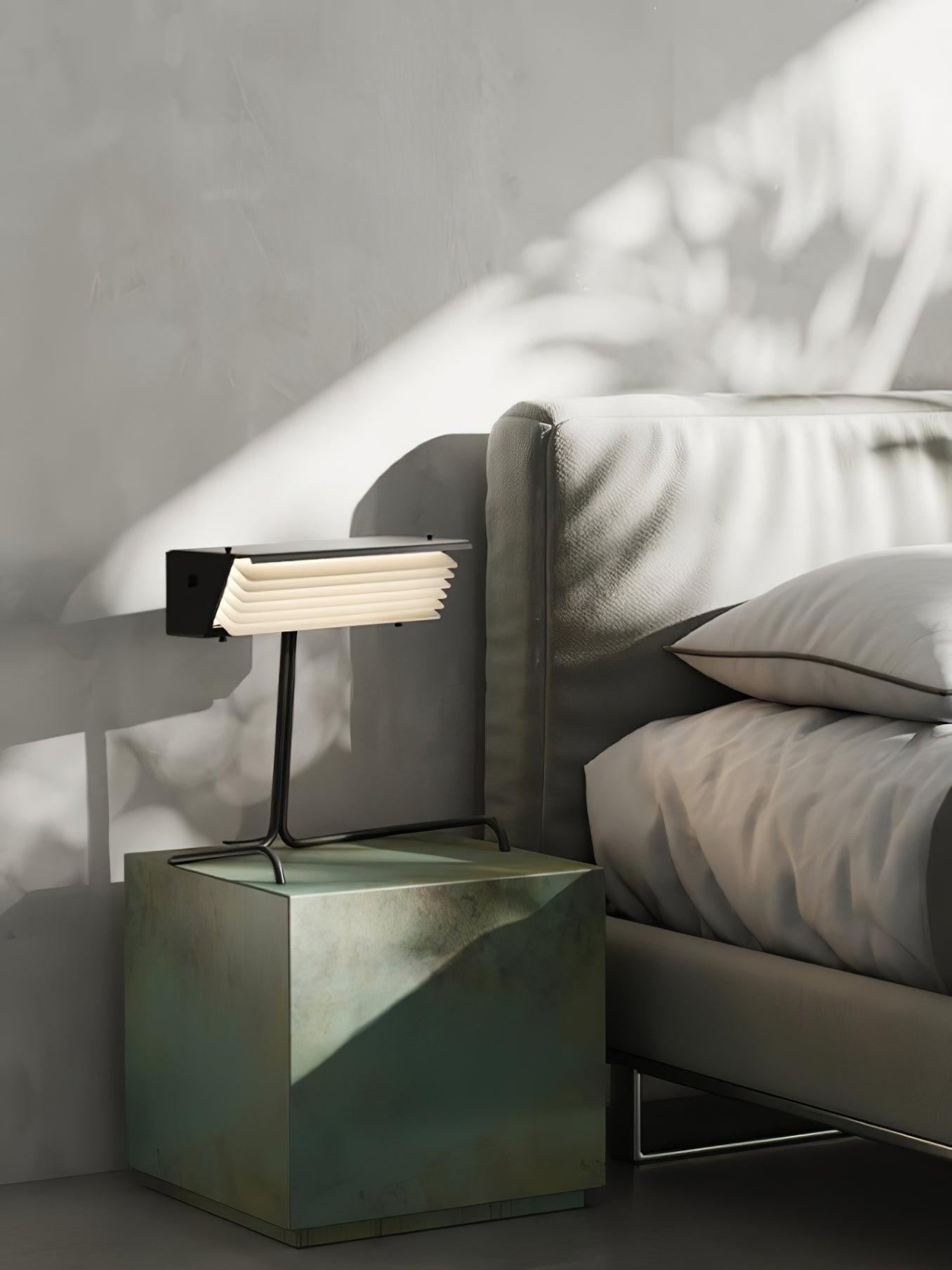 Xalor Table Lamp - Blowlighting