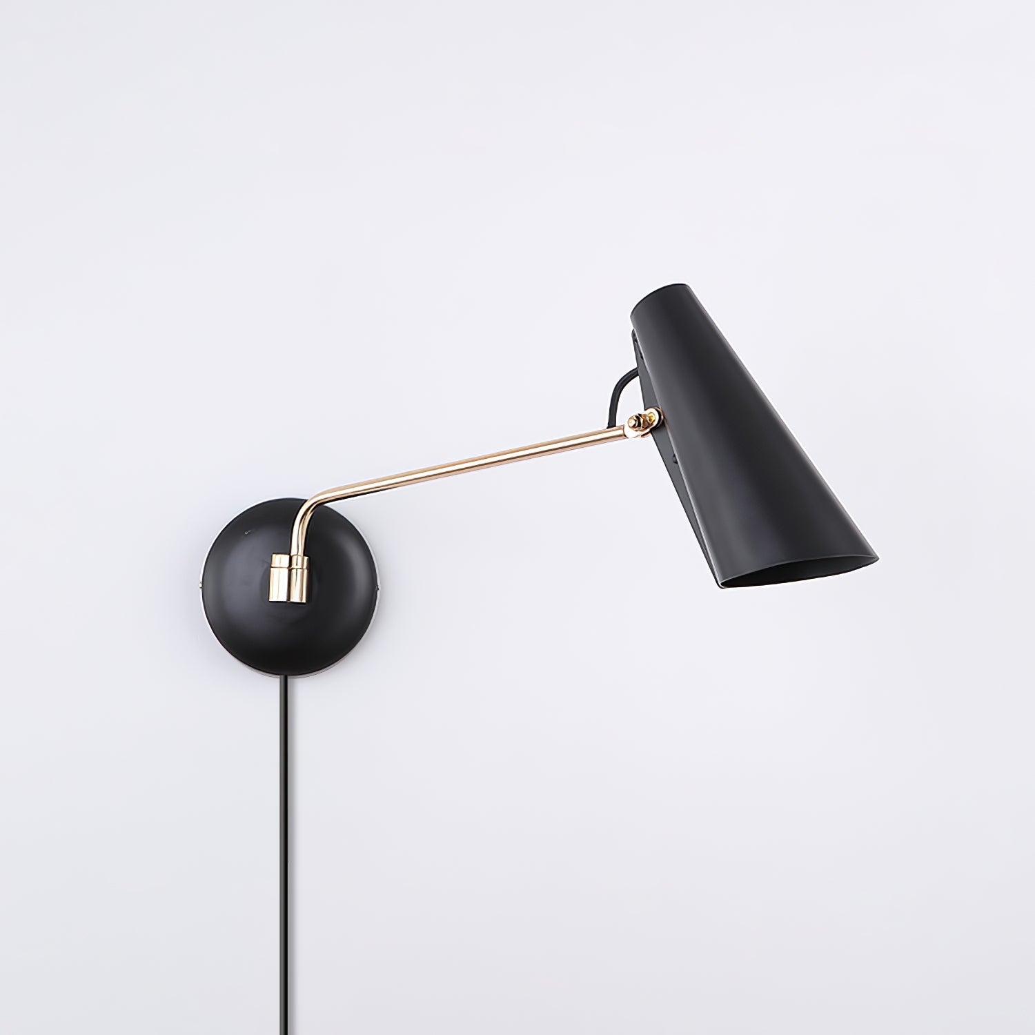 Birdy Plug-in Wall Lamp - Blowlighting