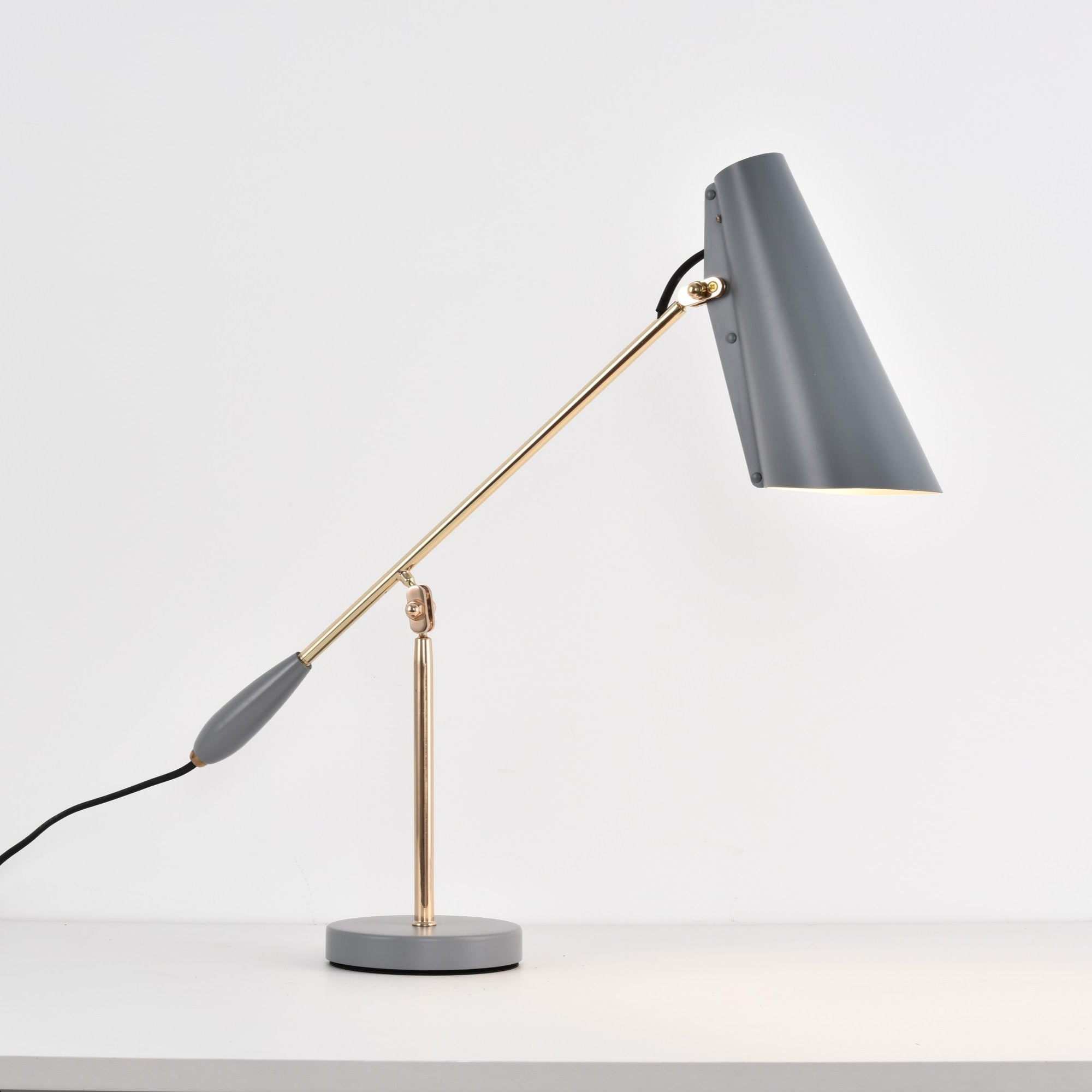 Birdy Table Lamp - Blowlighting