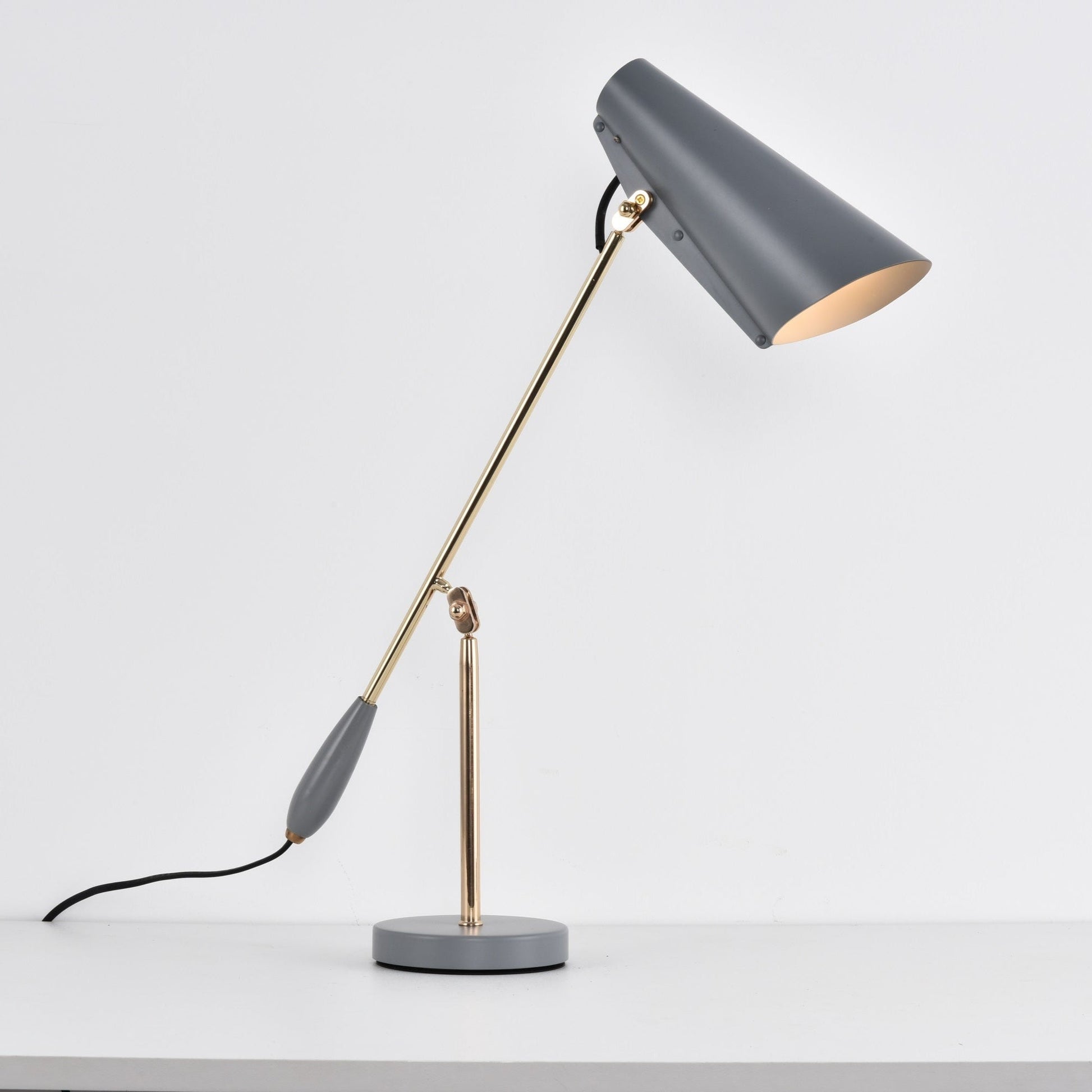 Birdy Table Lamp - Blowlighting