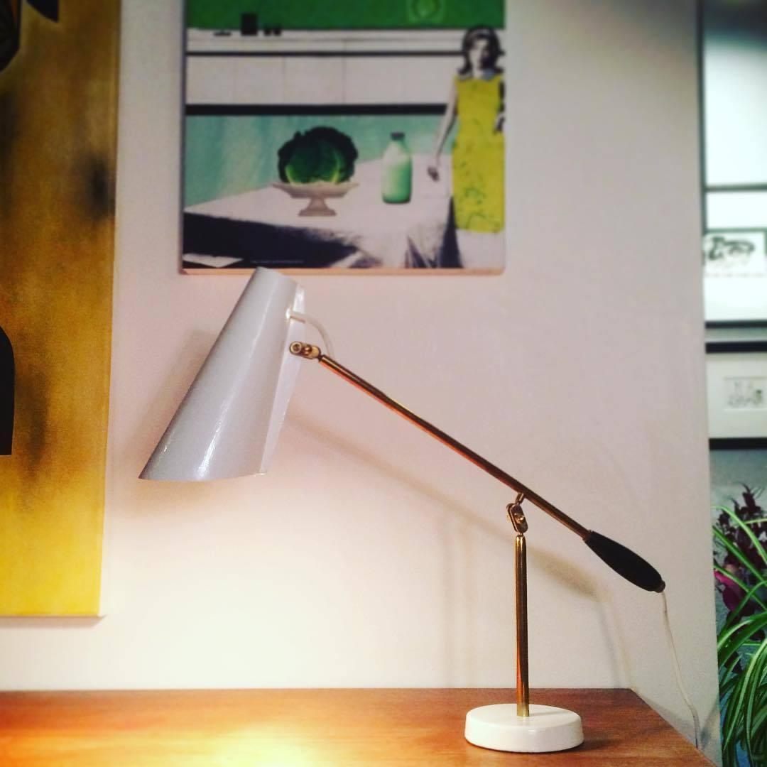 Birdy Table Lamp - Blowlighting