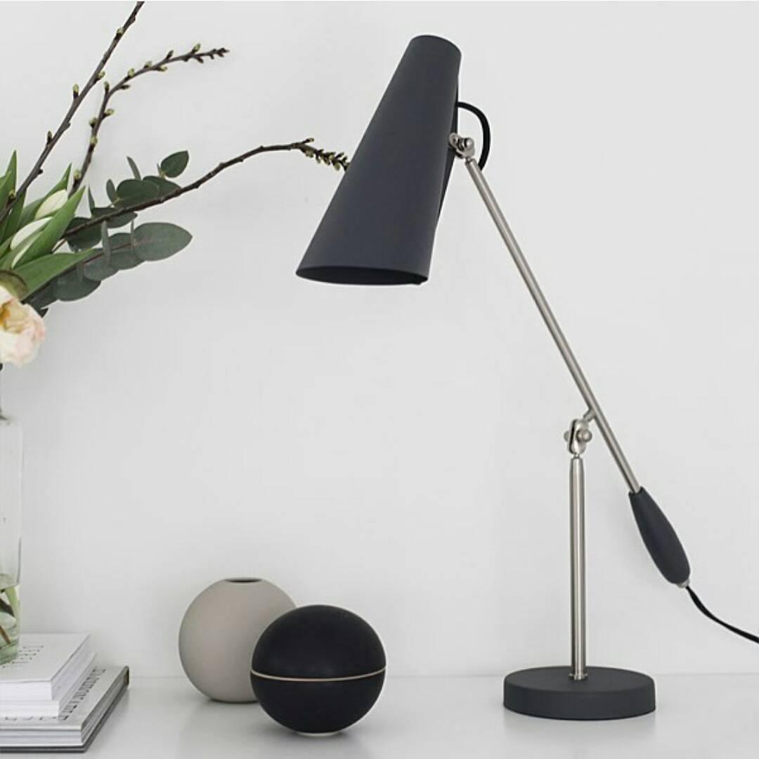 Birdy Table Lamp - Blowlighting