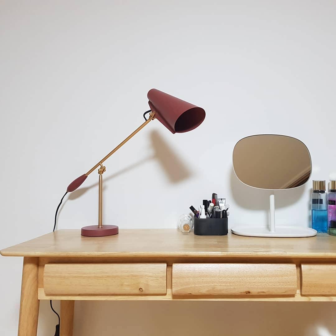 Birdy Table Lamp - Blowlighting
