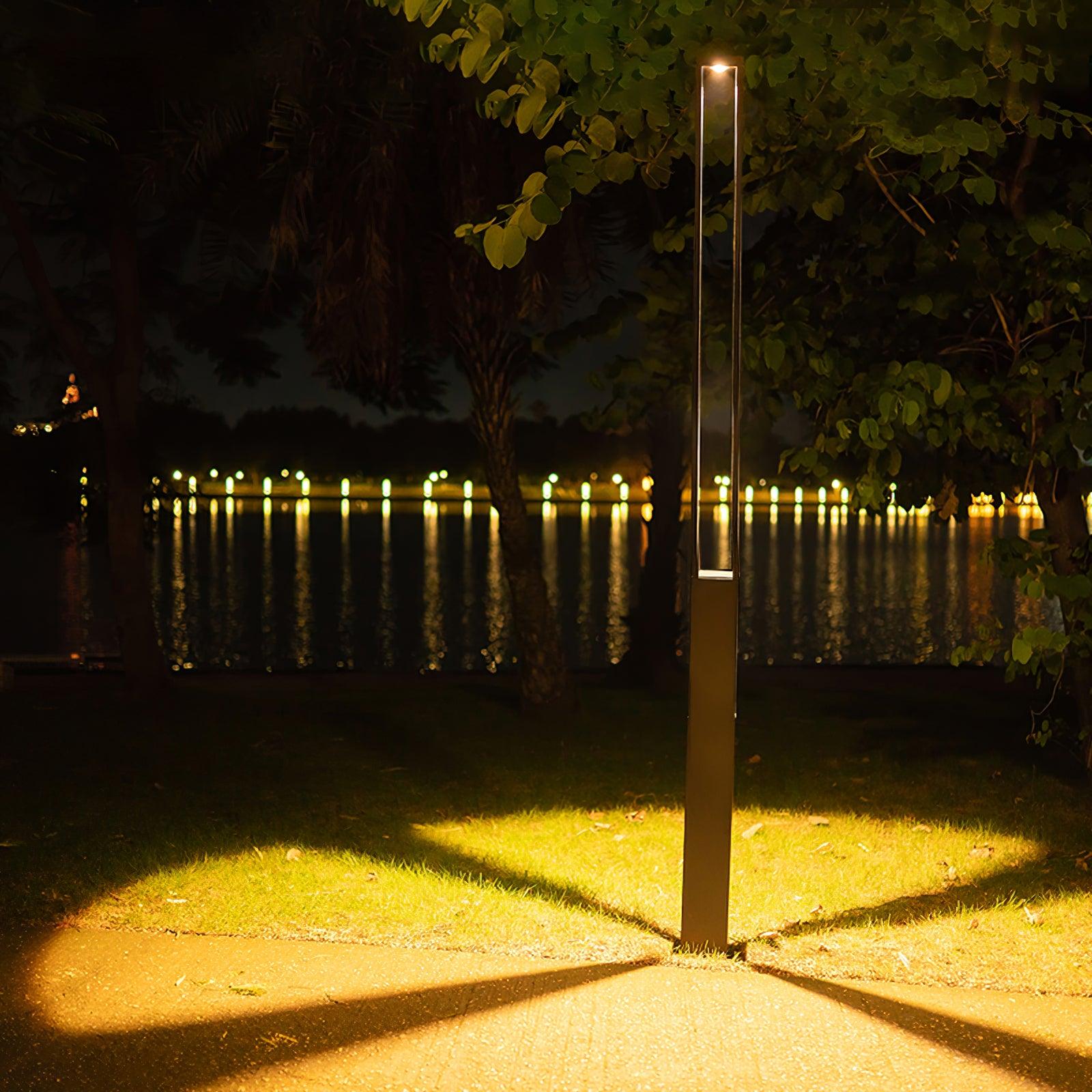 Alvaryra Column Floor Lamp - Blowlighting