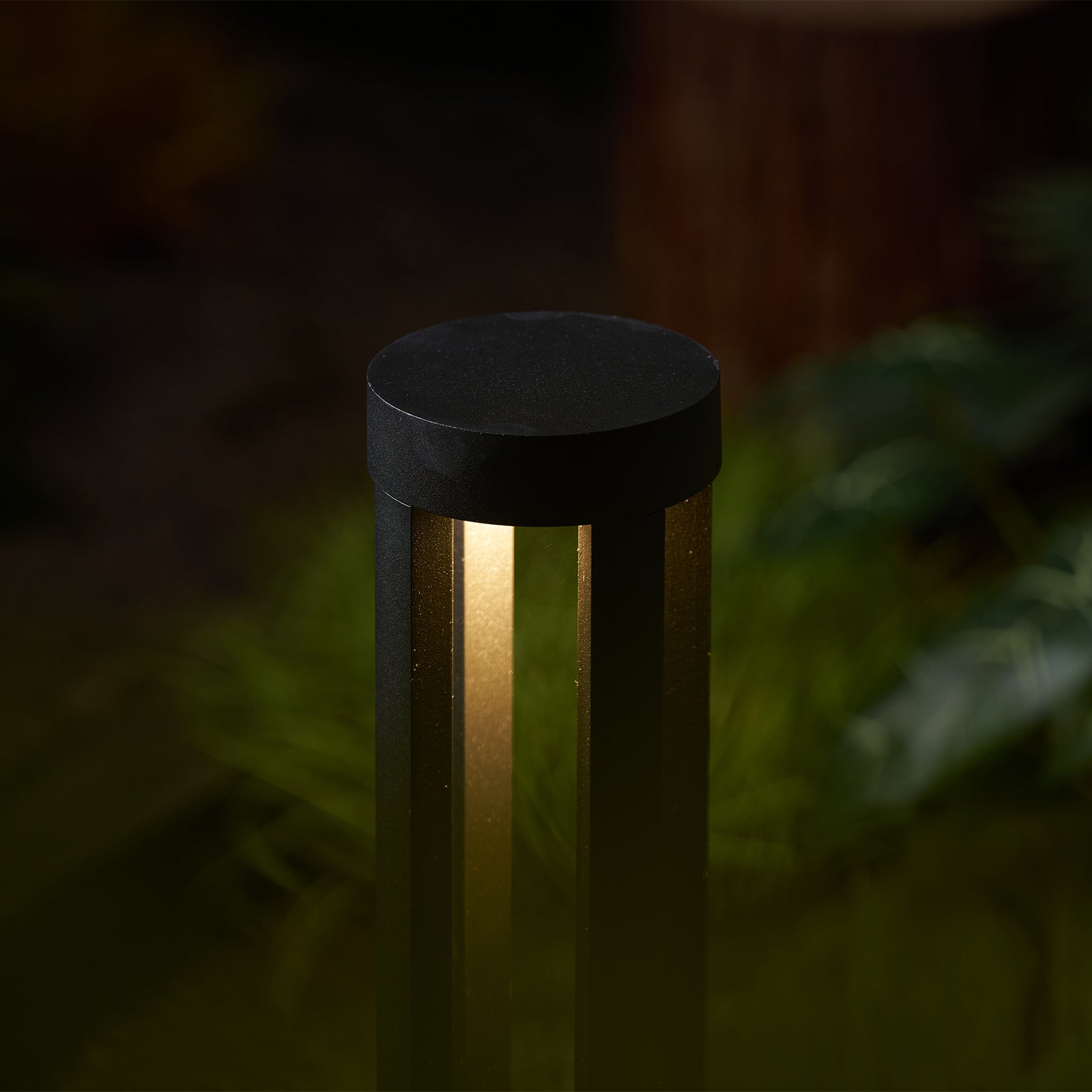 Black Cylindrical Solar Outdoor Post Light - Blowlighting