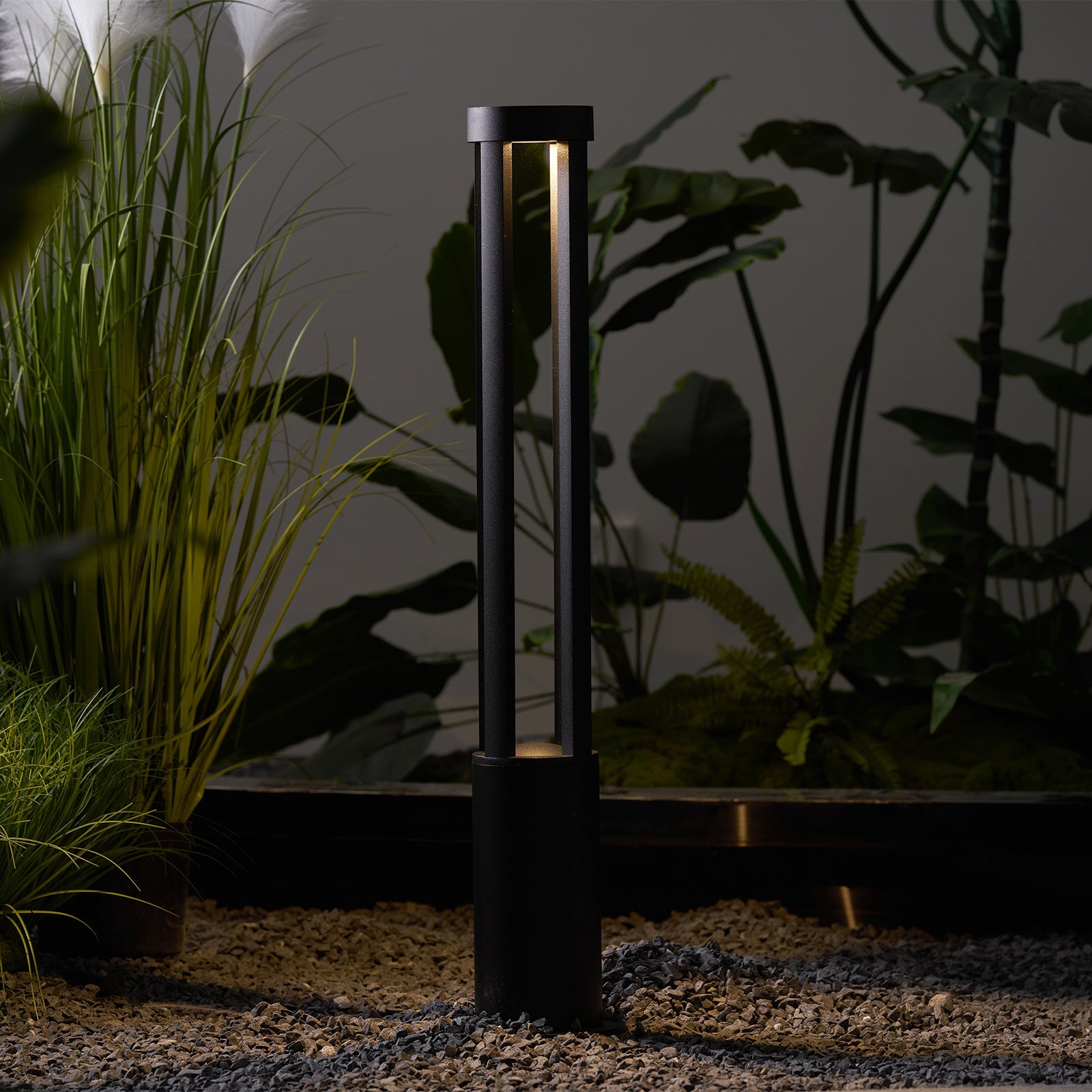 Black Cylindrical Solar Outdoor Post Light - Blowlighting