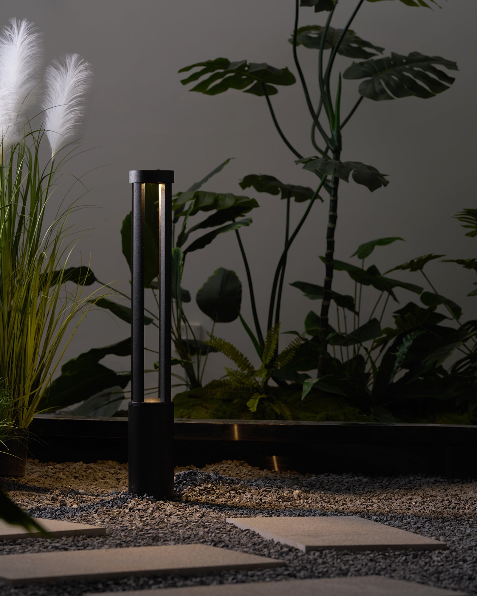Black Cylindrical Solar Outdoor Post Light - Blowlighting