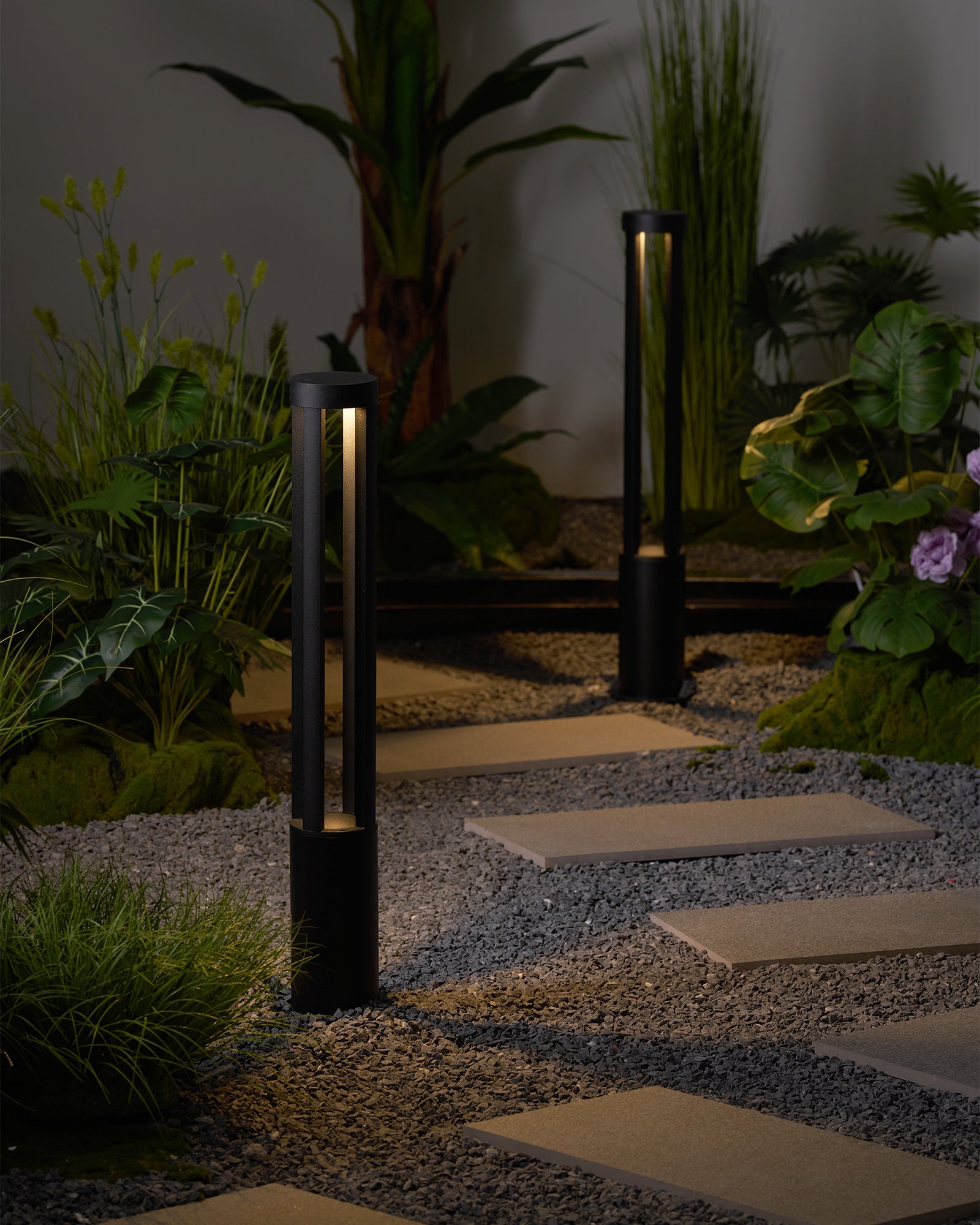 Black Cylindrical Solar Outdoor Post Light - Blowlighting