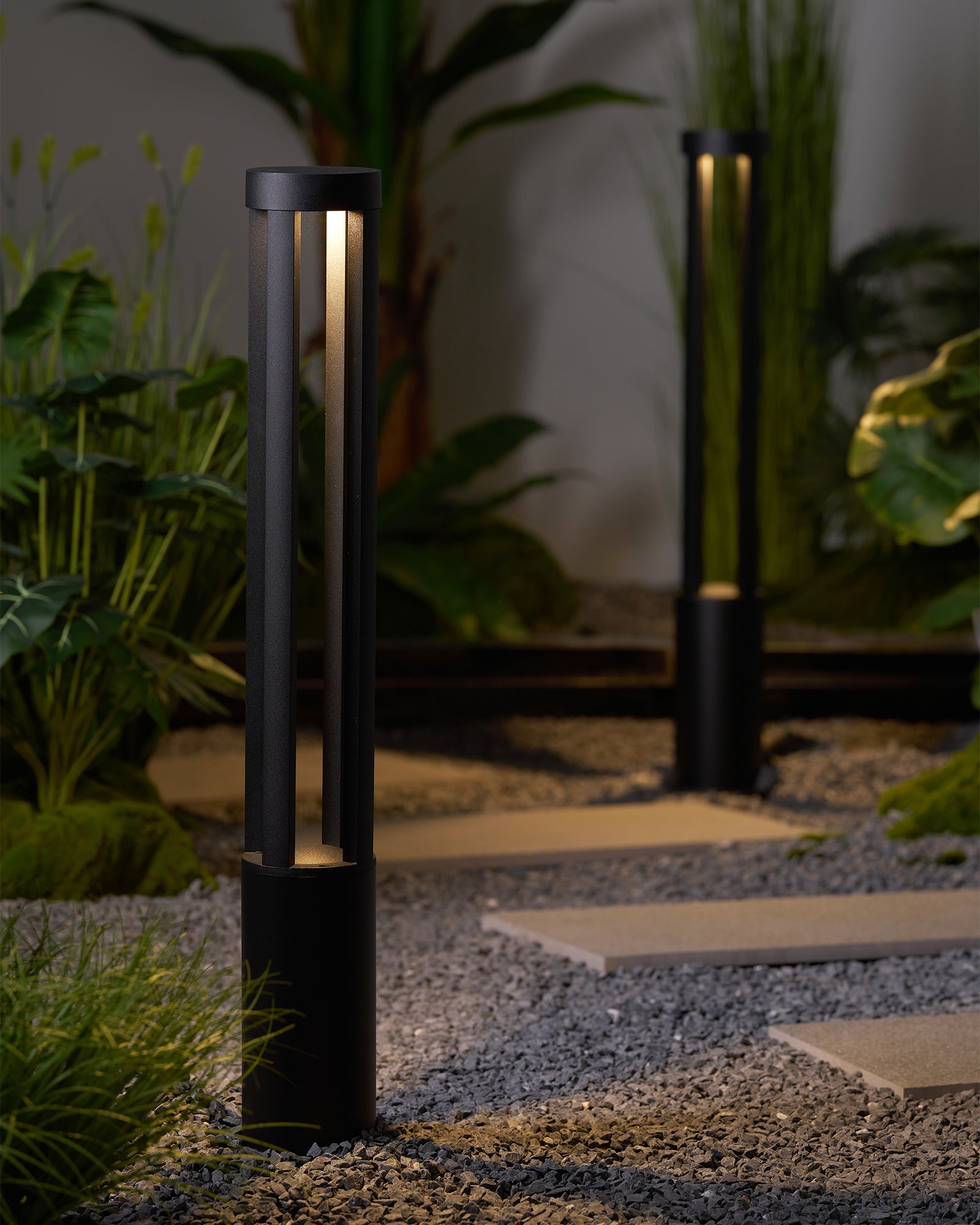 Black Cylindrical Solar Outdoor Post Light - Blowlighting