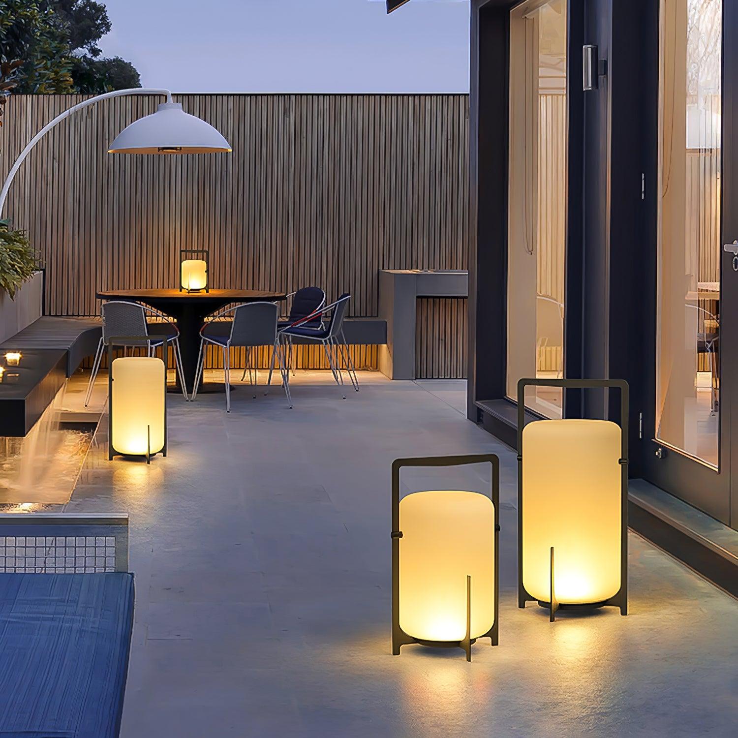 Black Twilight Lantern Table Lamp - Blowlighting
