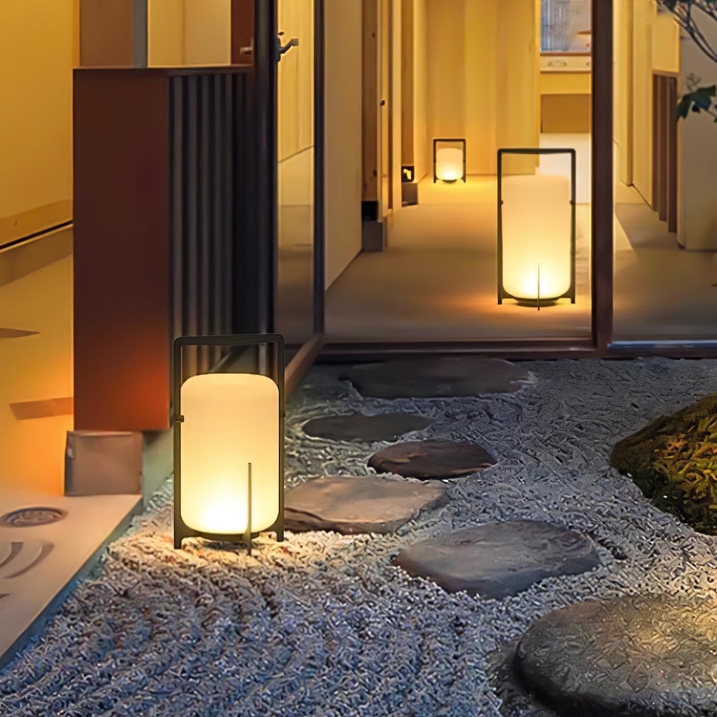 Black Twilight Lantern Table Lamp - Blowlighting