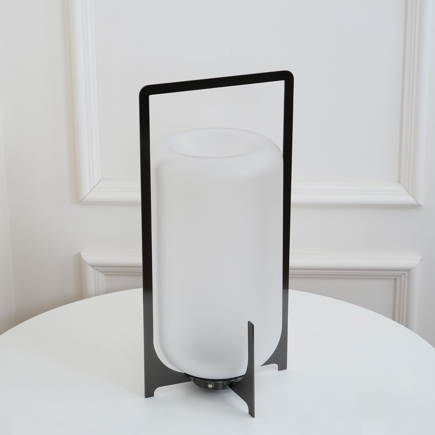 Black Twilight Lantern Table Lamp - Blowlighting