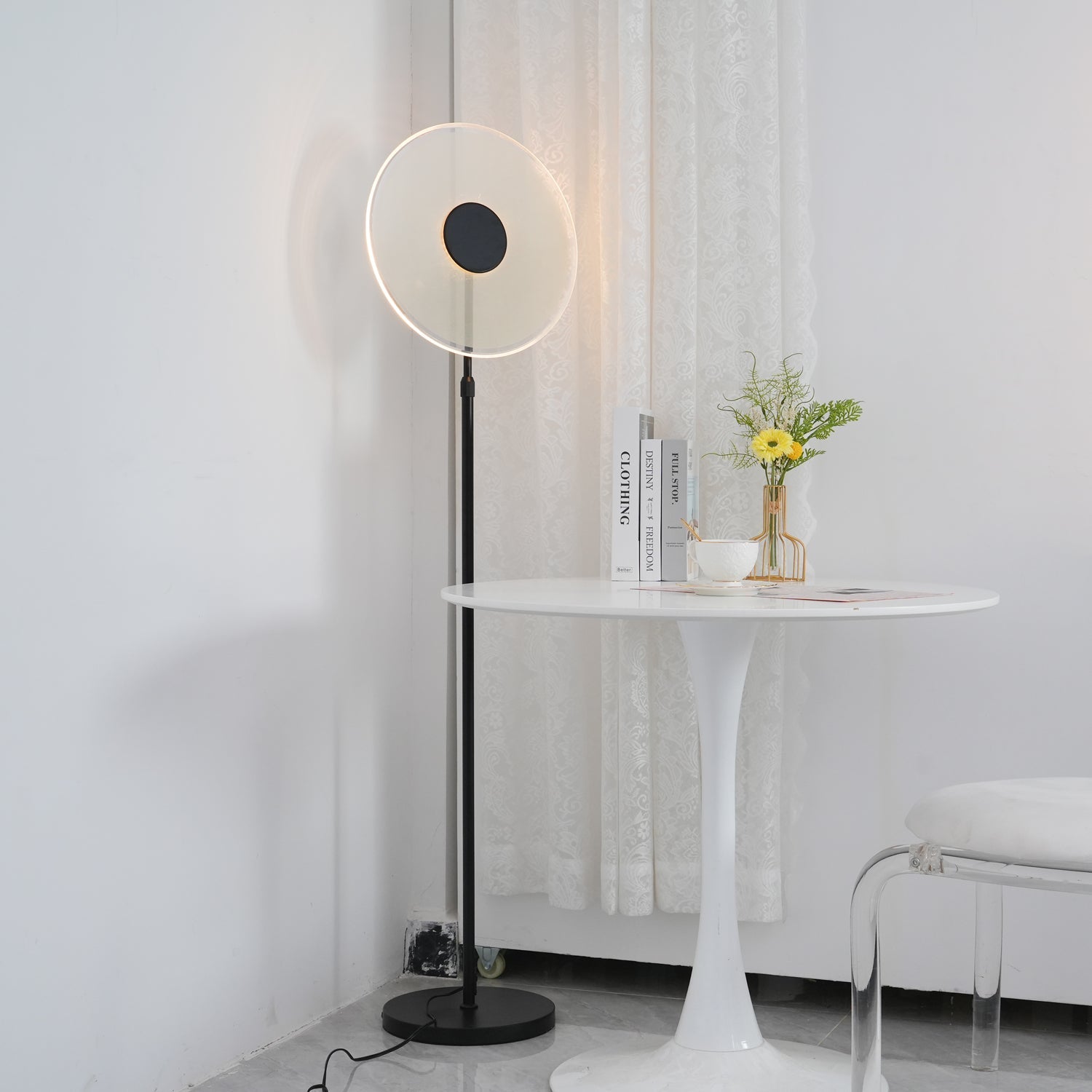 Luxora Floor Lamp - Blowlighting