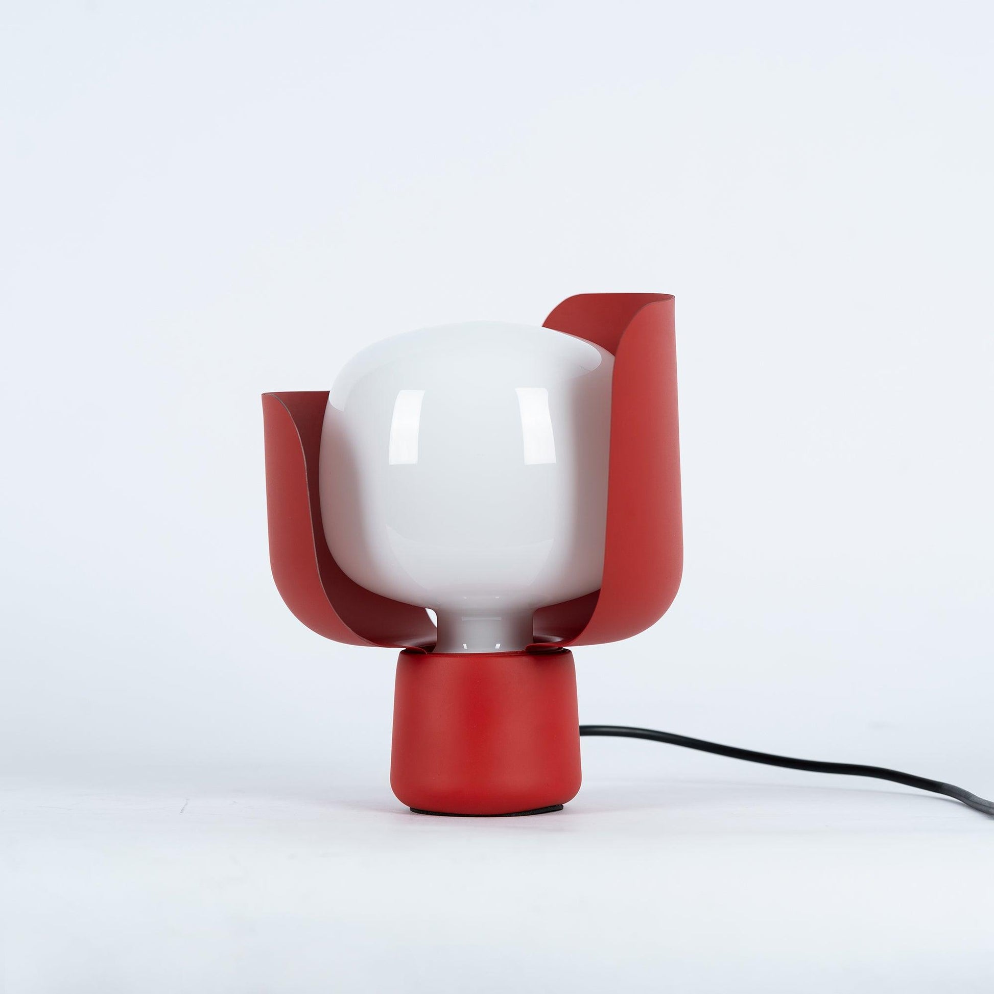 Petals Glass Table Lamp - Blowlighting