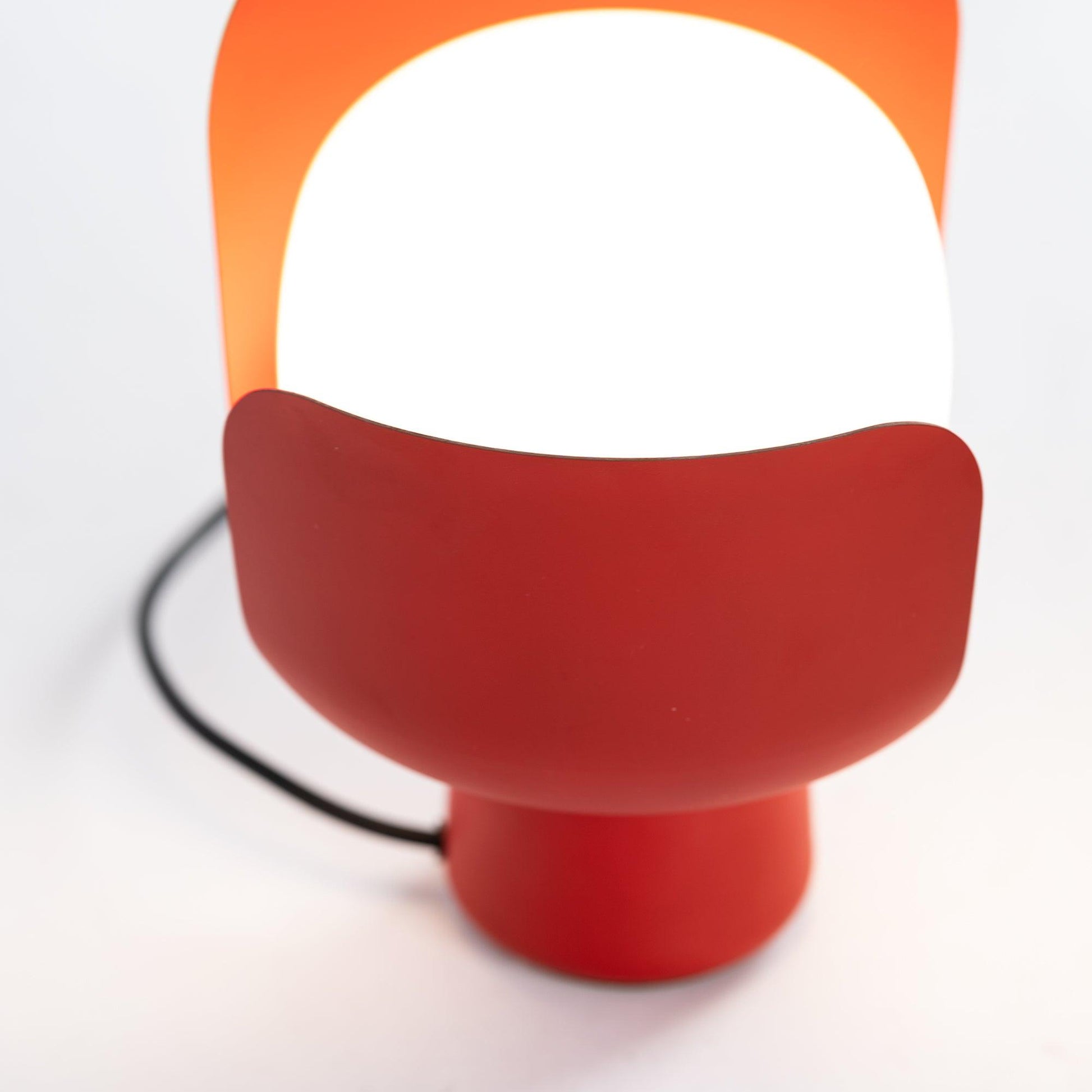Petals Glass Table Lamp - Blowlighting