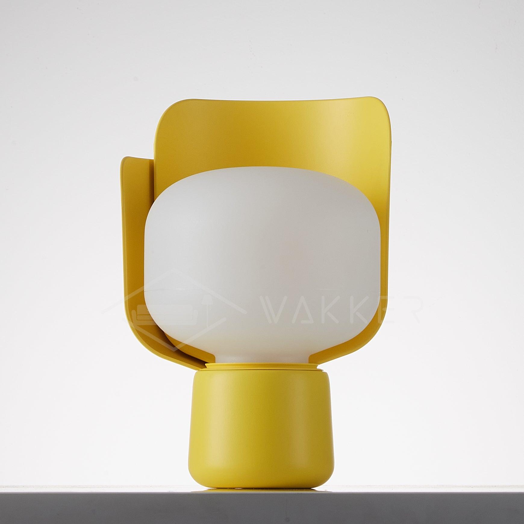 Petals Glass Table Lamp - Blowlighting