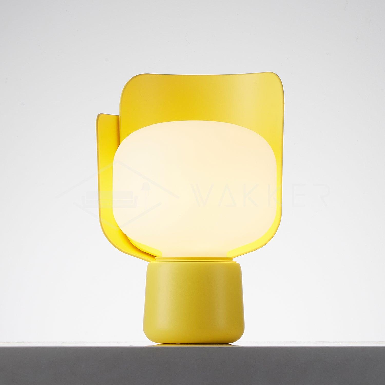 Petals Glass Table Lamp - Blowlighting