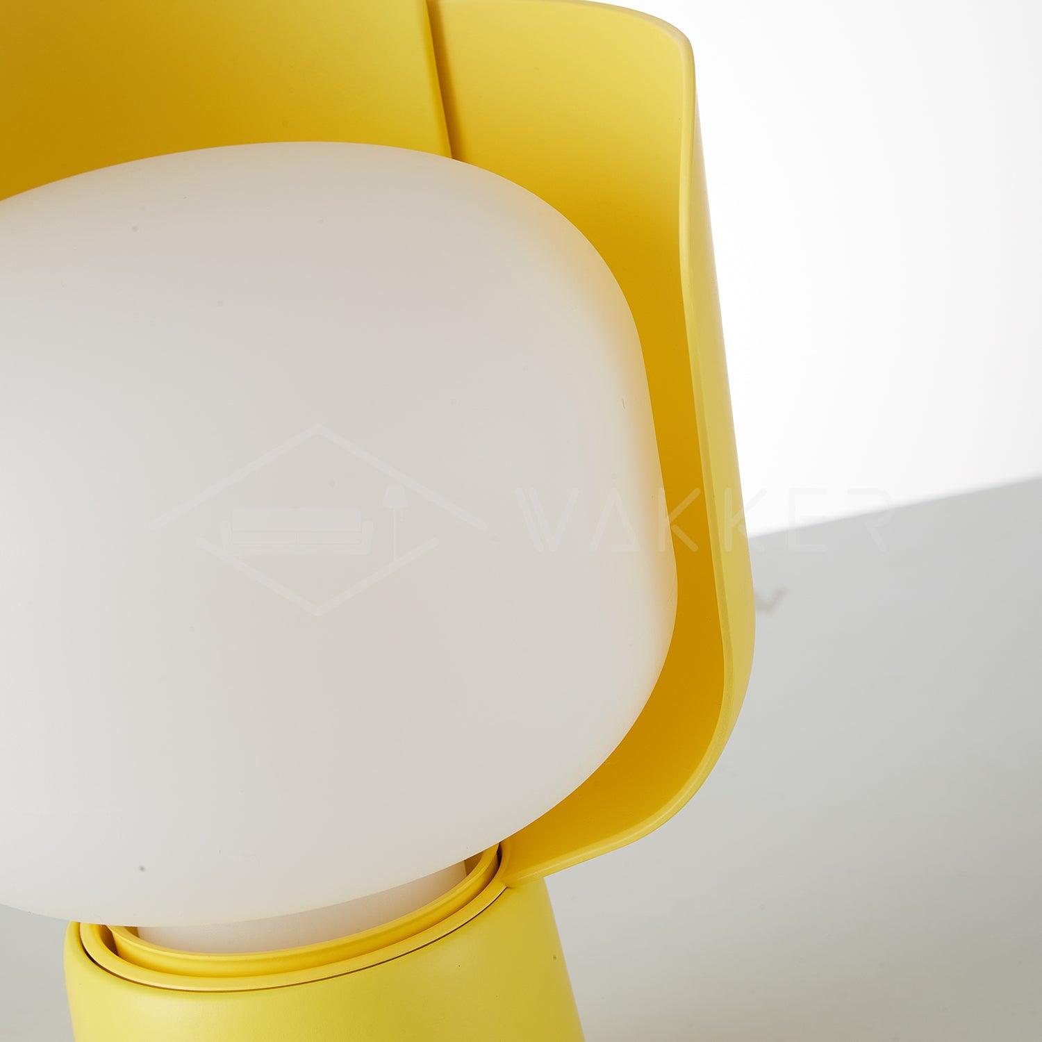 Petals Glass Table Lamp - Blowlighting