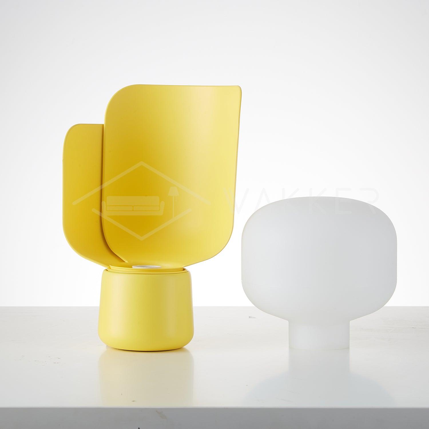 Petals Glass Table Lamp - Blowlighting
