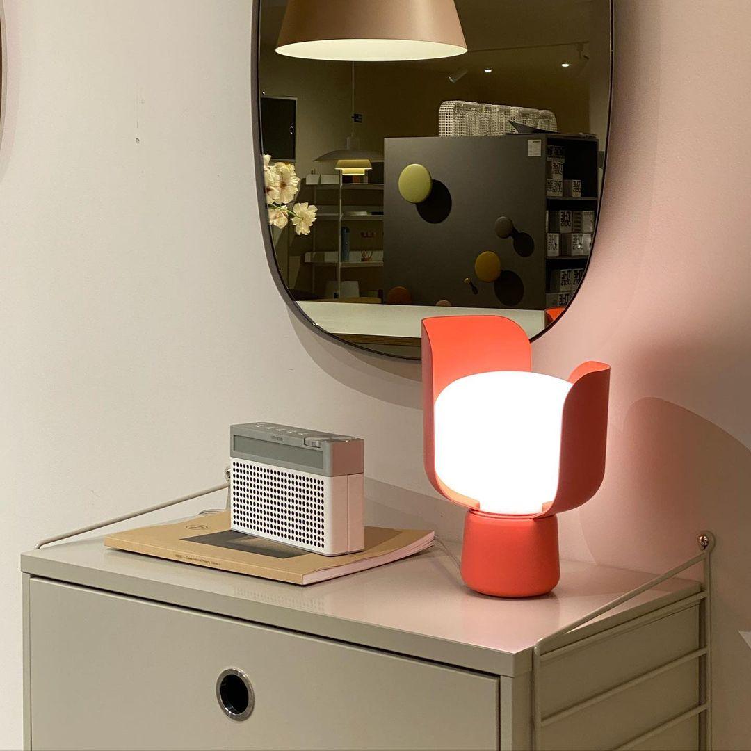 Petals Glass Table Lamp - Blowlighting