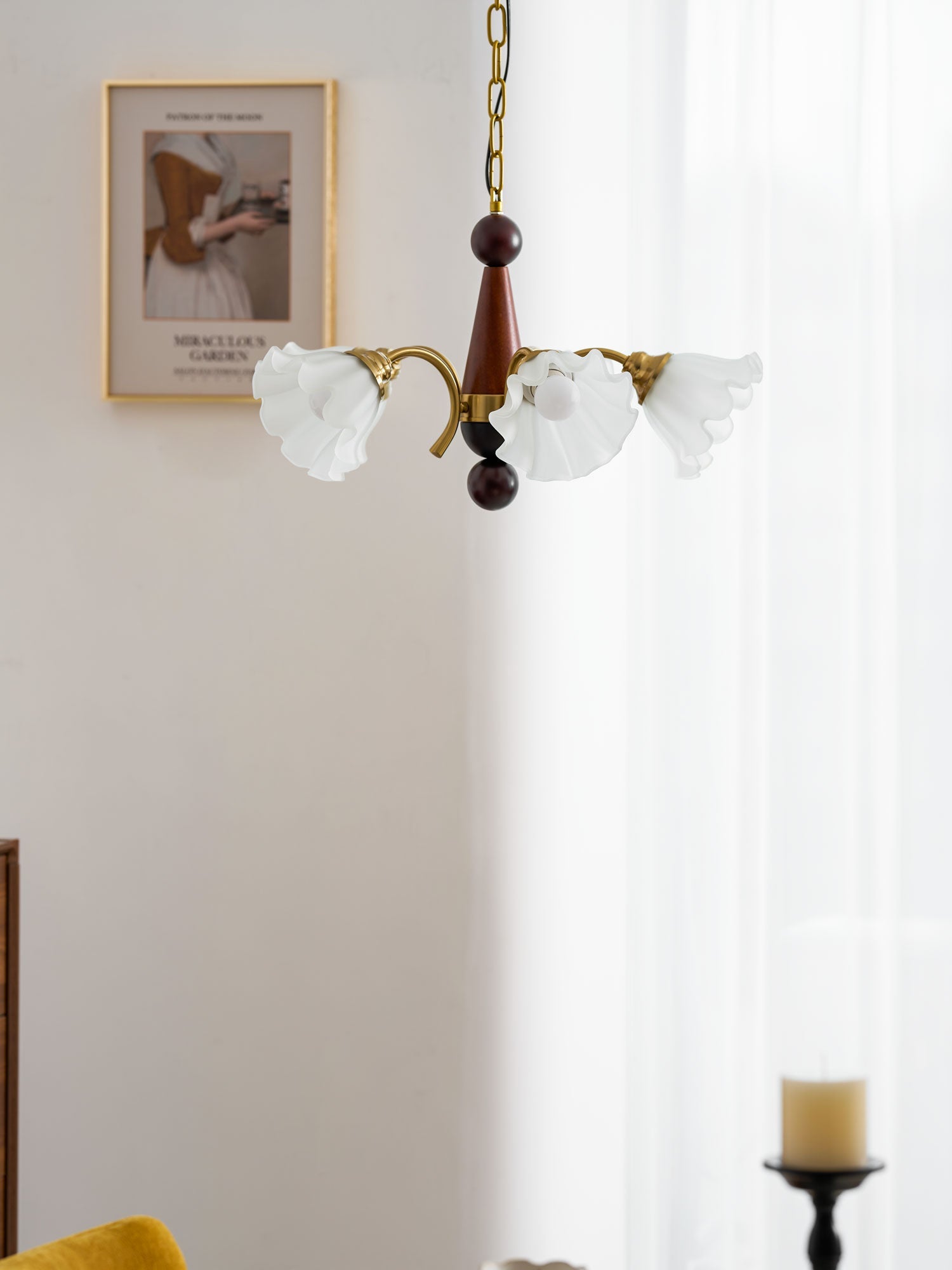 Bloomcrest Chandelier - Blowlighting