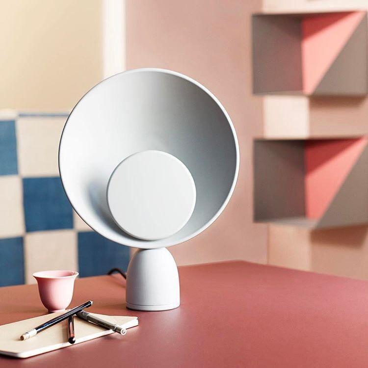 Blooper Table Lamp - Blowlighting