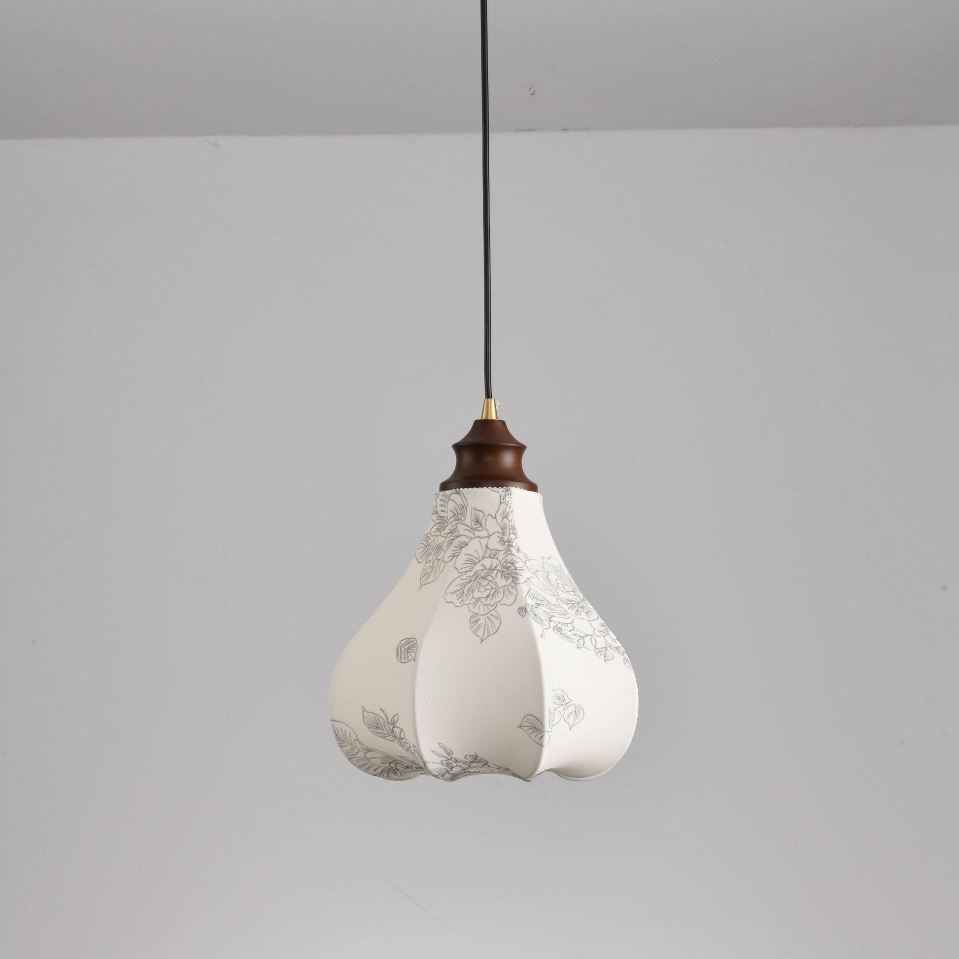 Stella Vintage Metal Pendant Lamp - Blowlighting