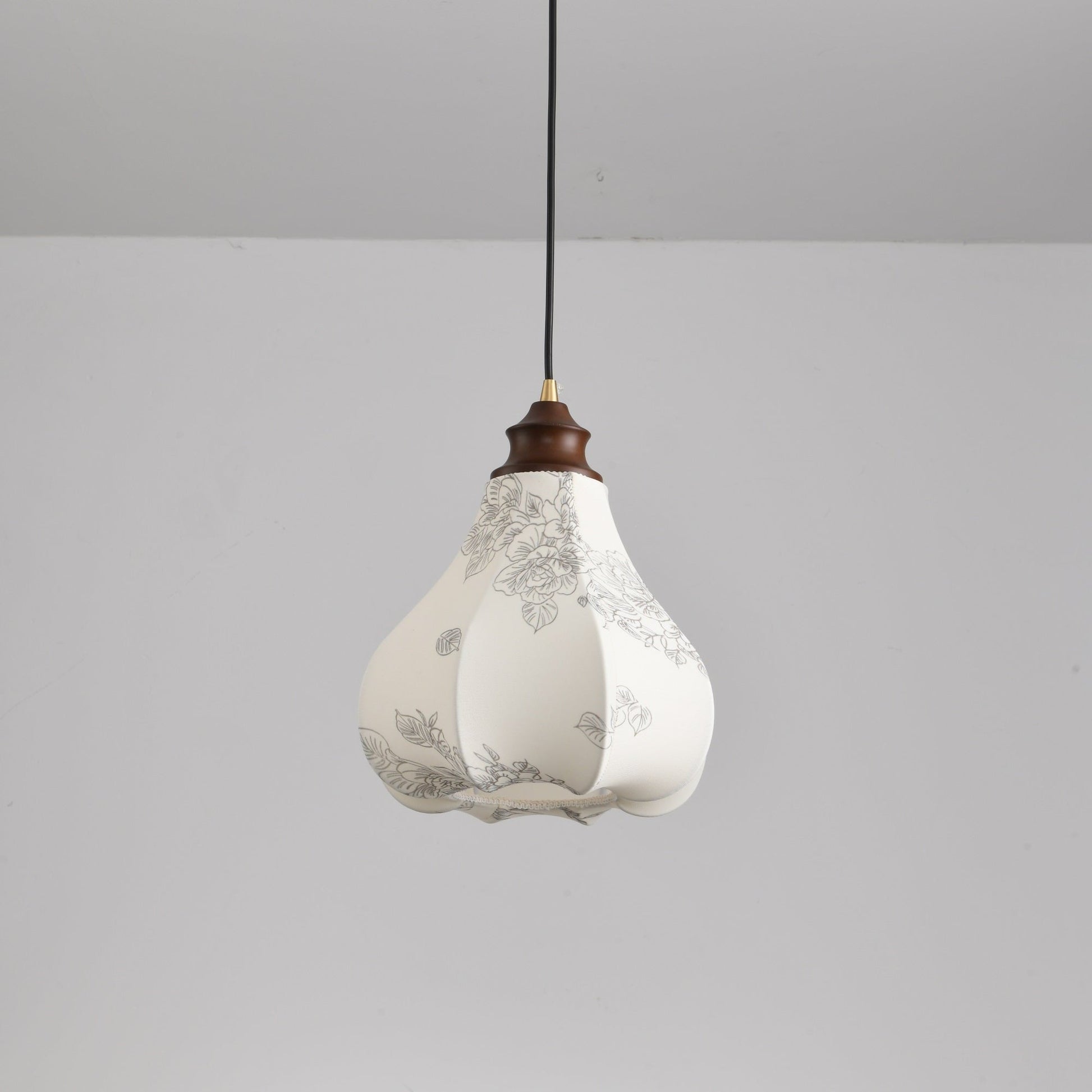 Stella Vintage Metal Pendant Lamp - Blowlighting
