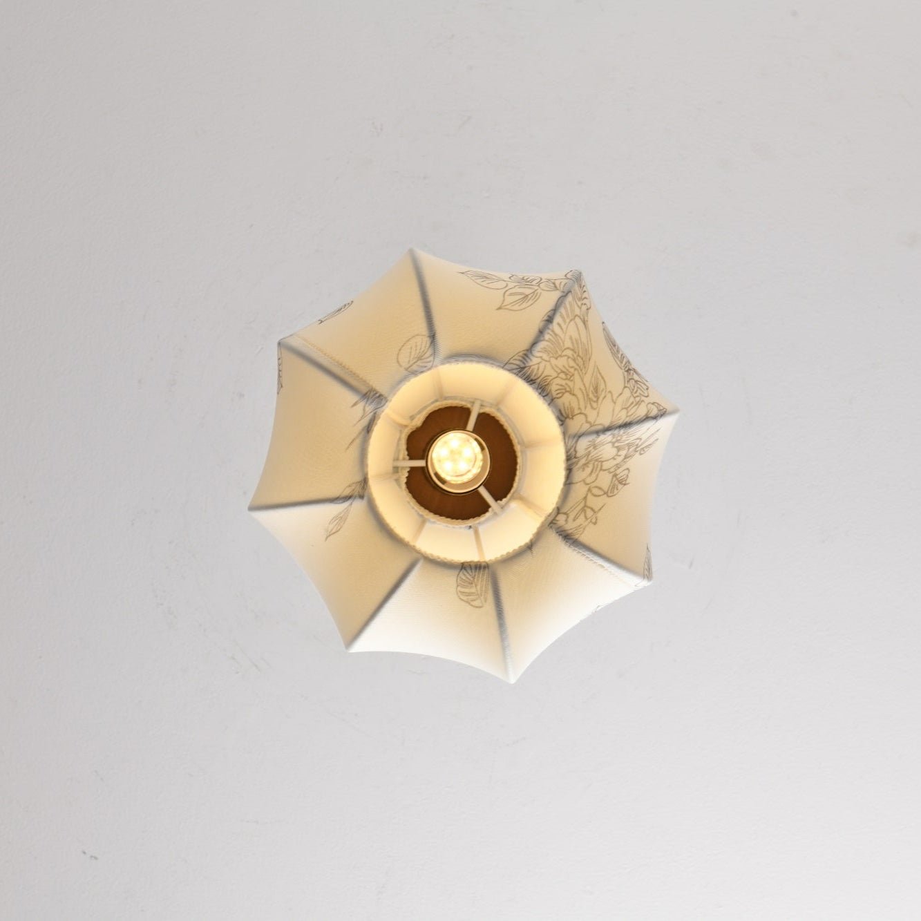 Stella Vintage Metal Pendant Lamp - Blowlighting