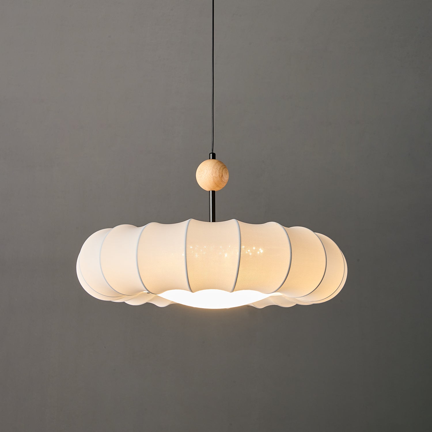 Borealis Pendant Light - Blowlighting