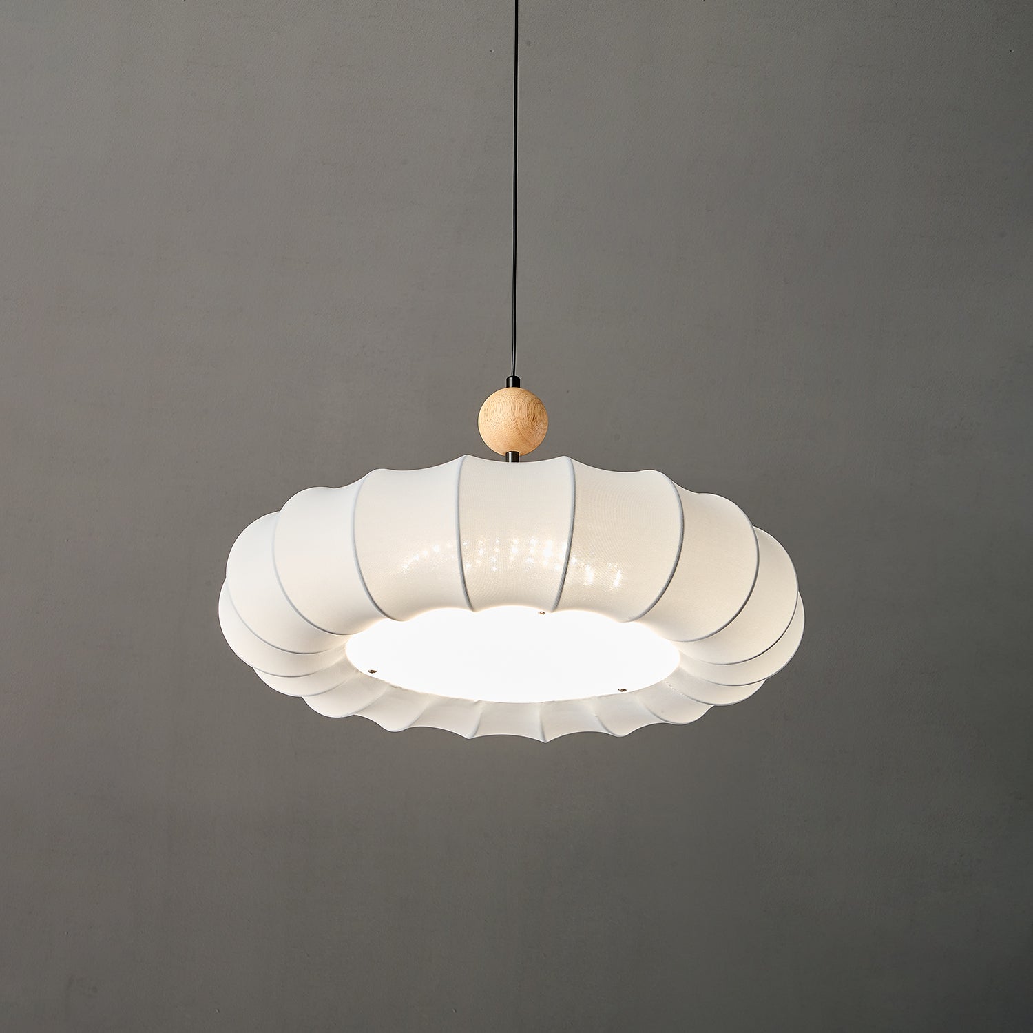 Borealis Pendant Light - Blowlighting