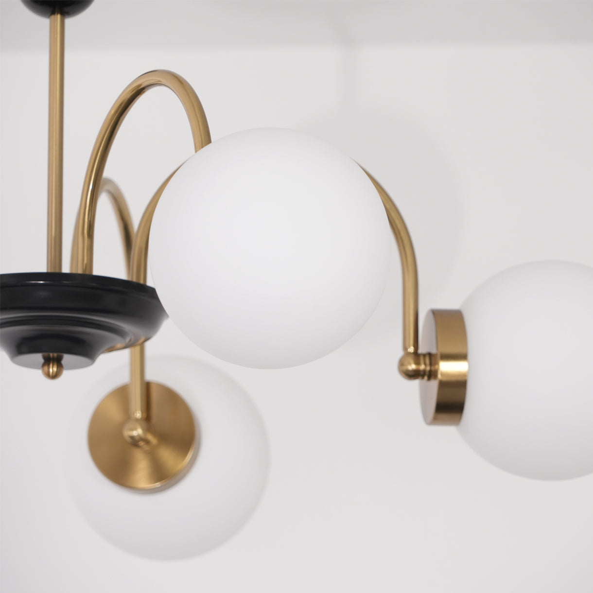 Yisu Chandelier - Blowlighting