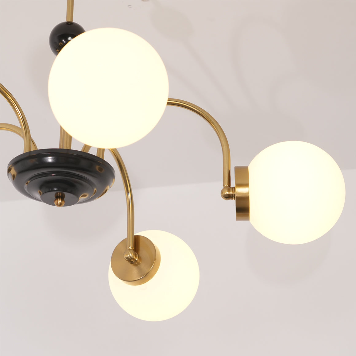 Yisu Chandelier - Blowlighting