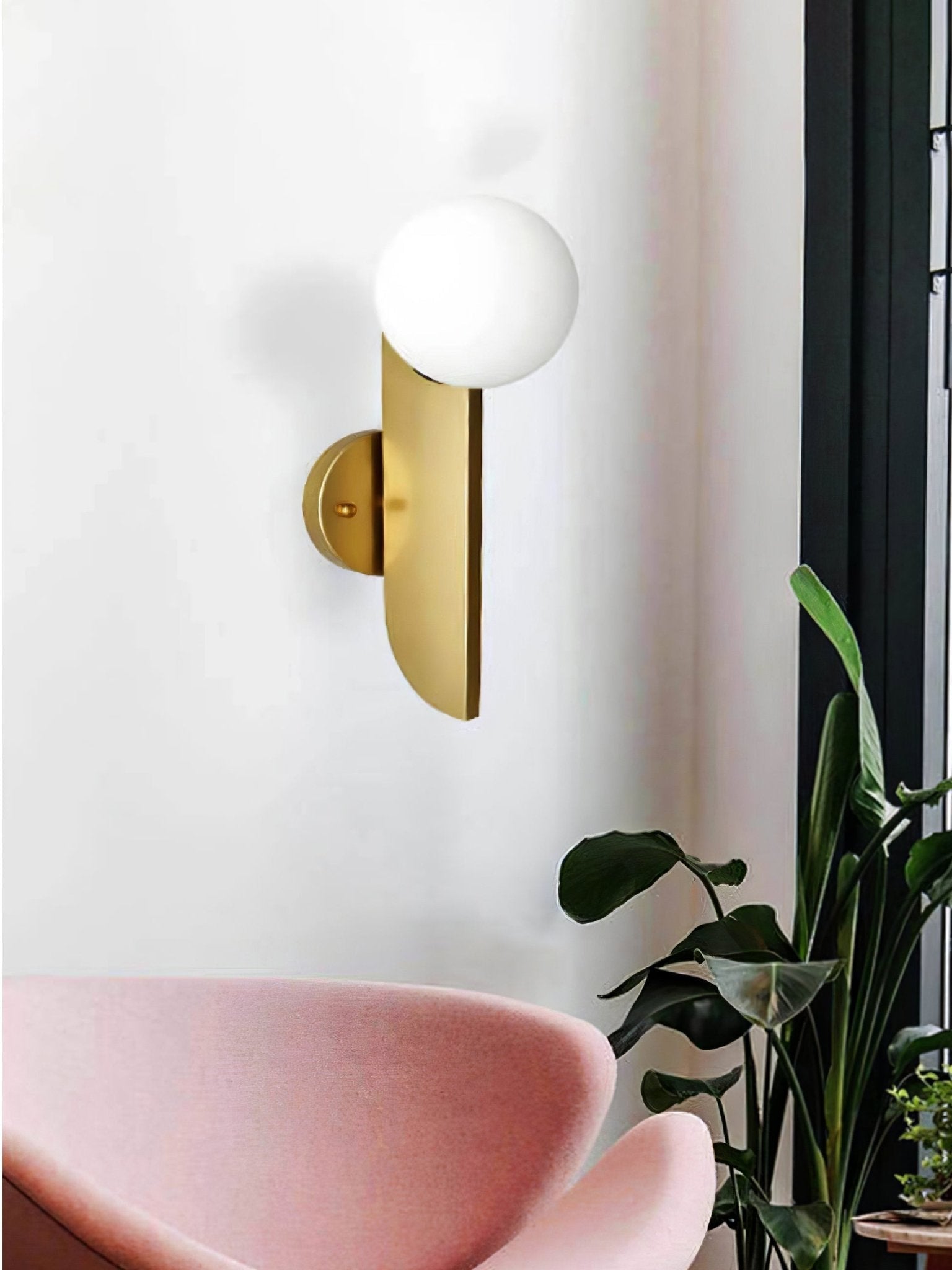 Bower Sconce - Blowlighting