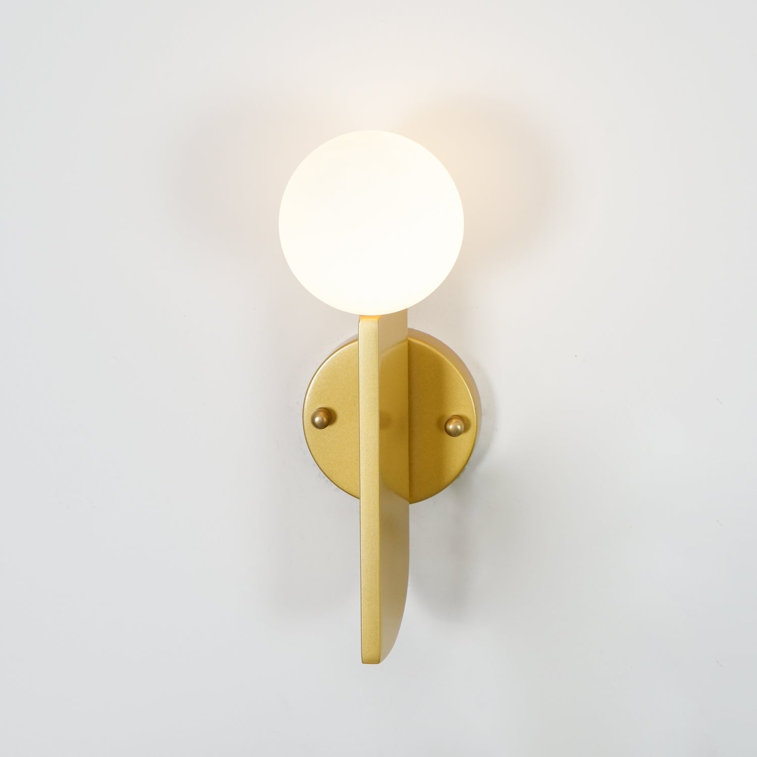 Bower Sconce - Blowlighting